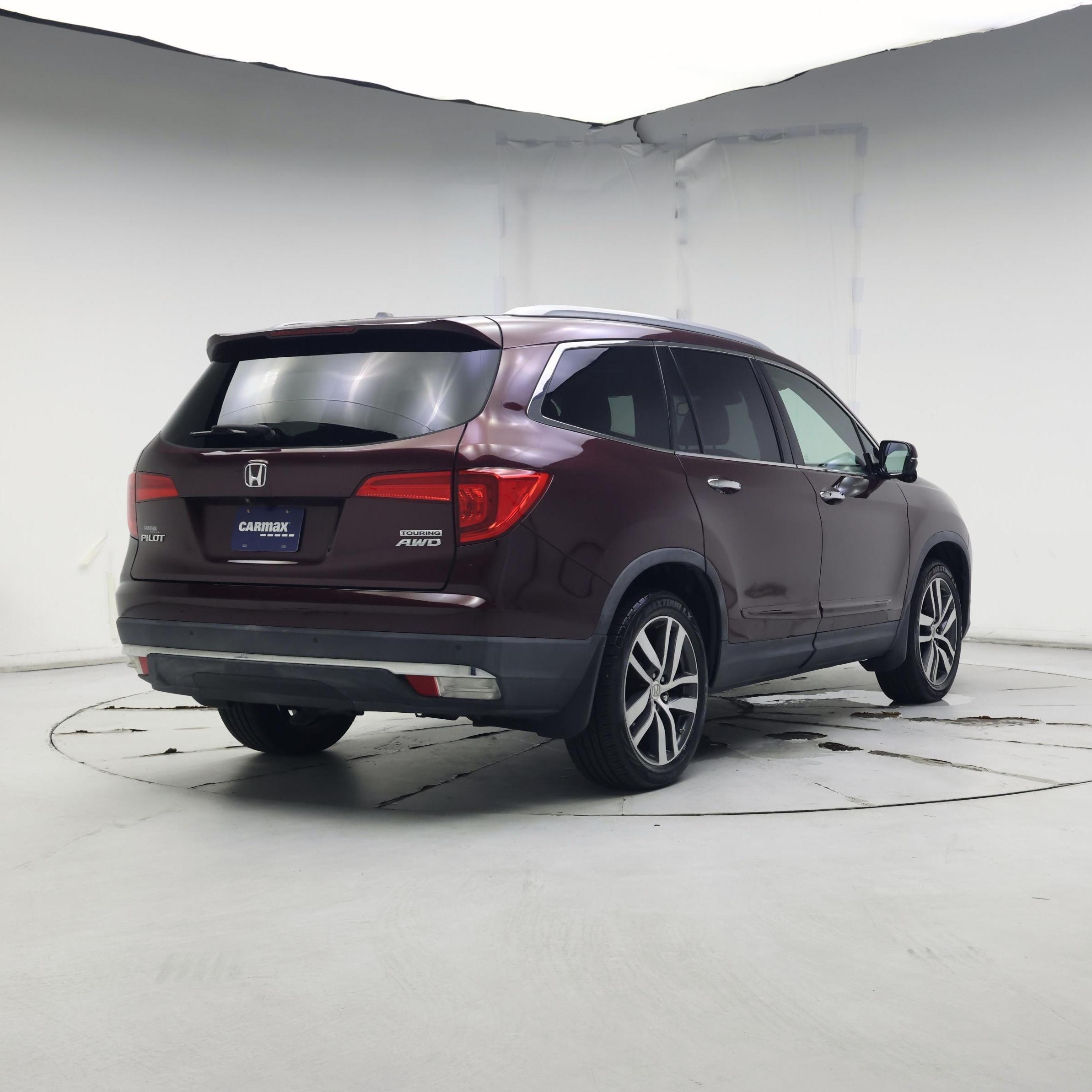 Thumbnail: 2016 Honda Pilot - 8