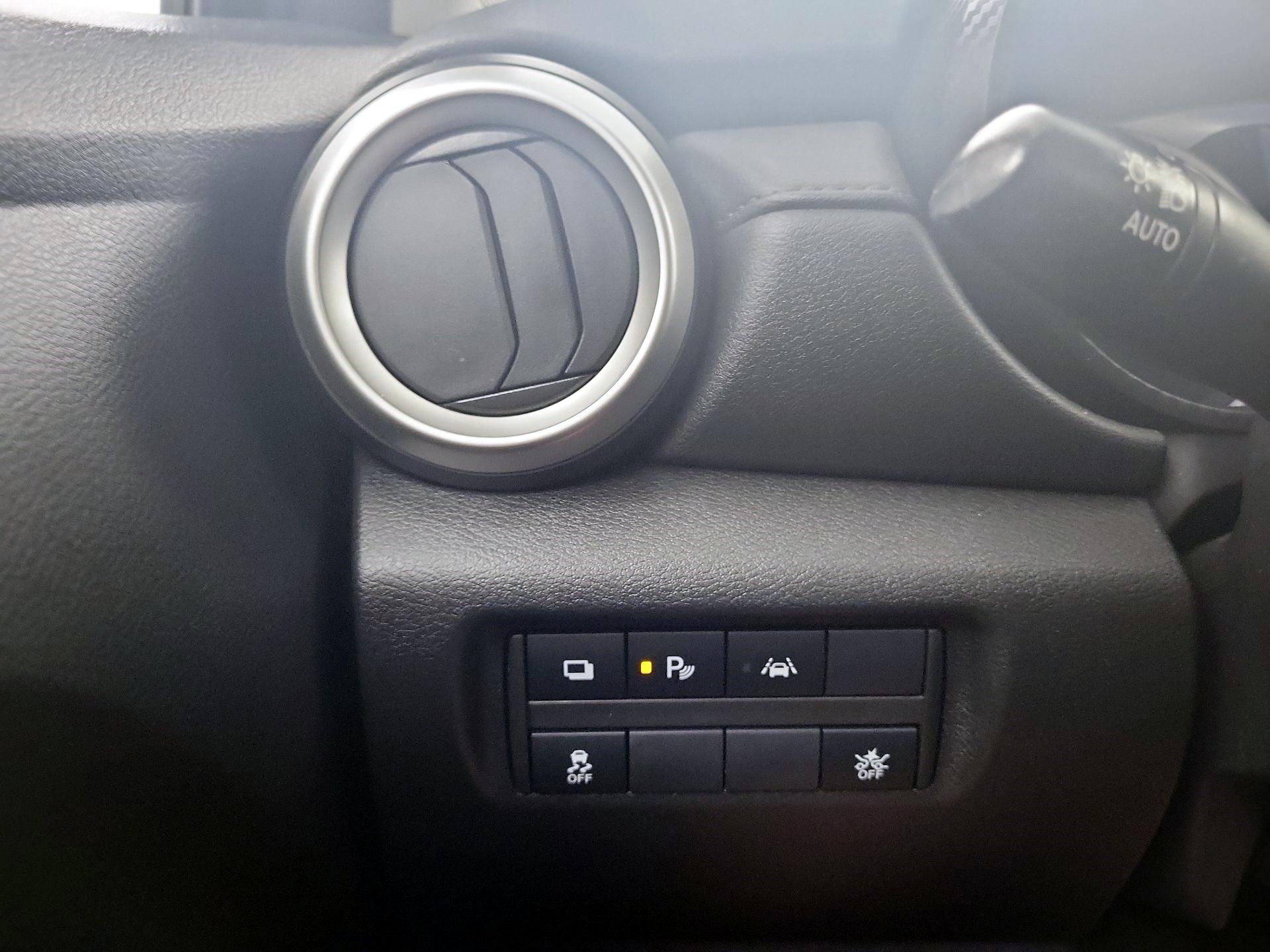 Thumbnail: 2022 Nissan Versa - 11