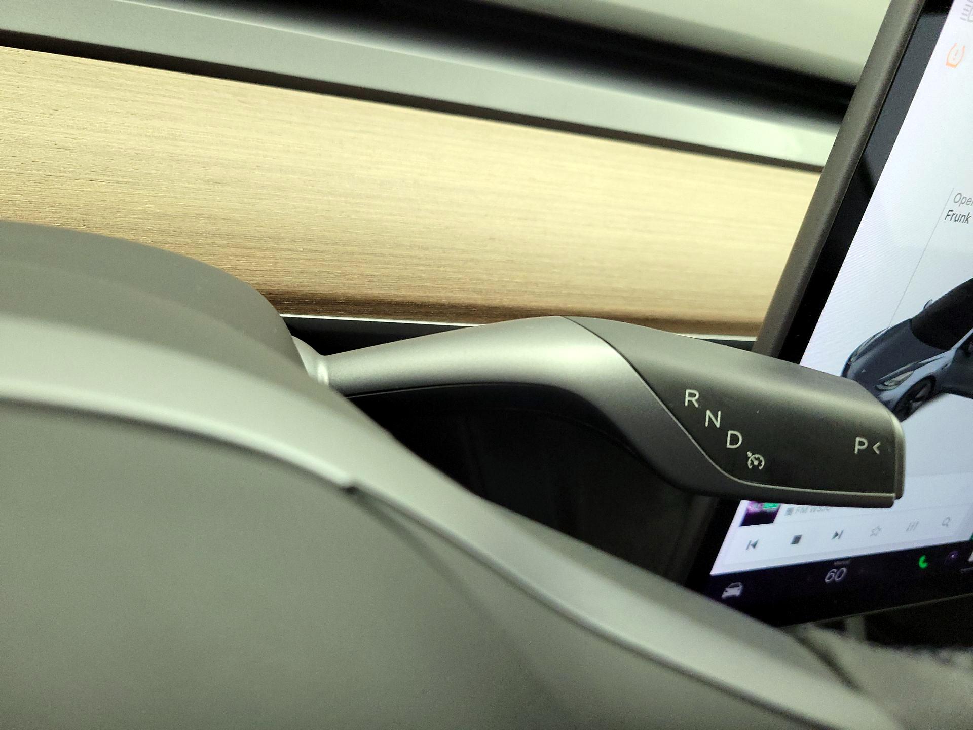 Thumbnail: 2021 Tesla Model 3 - 17