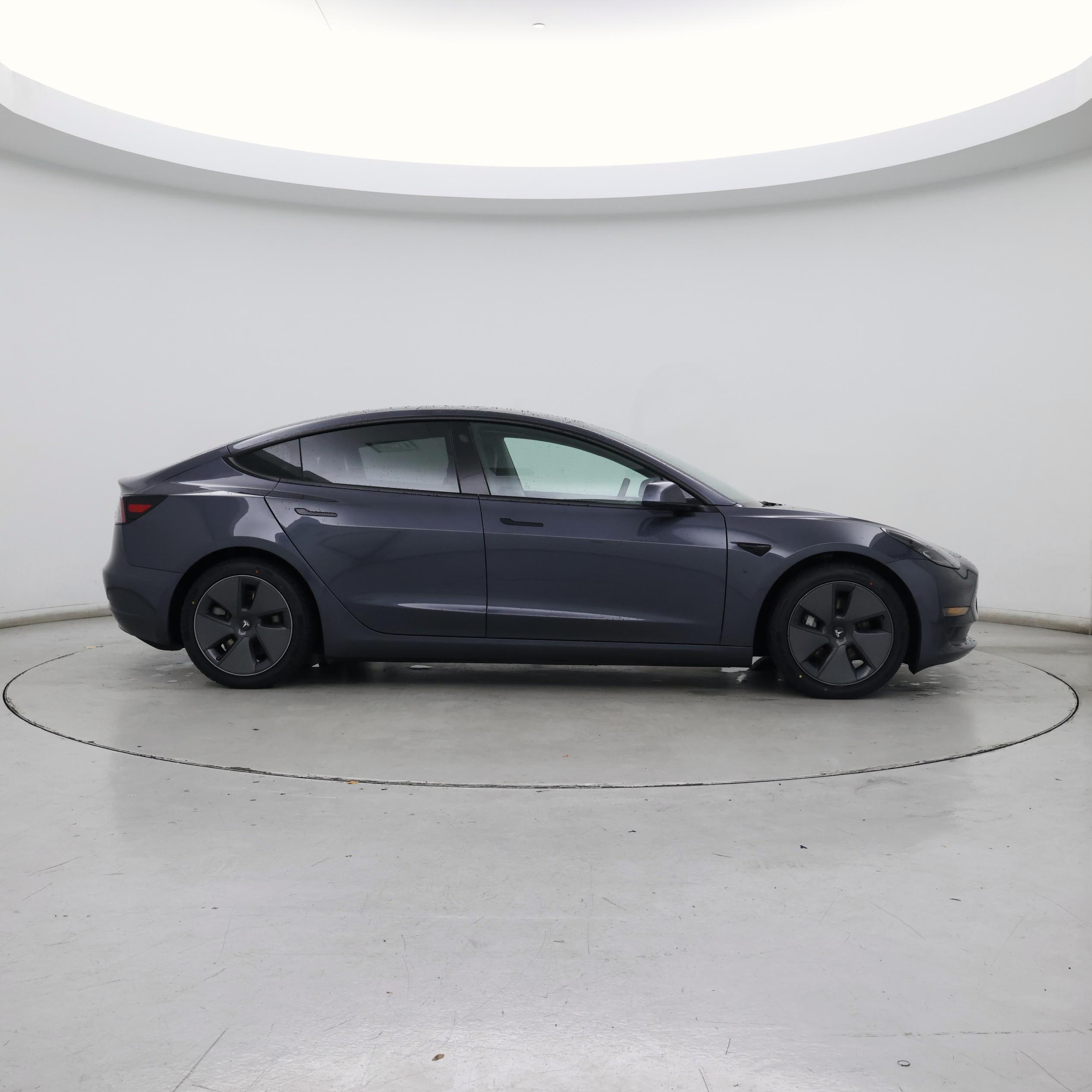 Thumbnail: 2021 Tesla Model 3 - 7