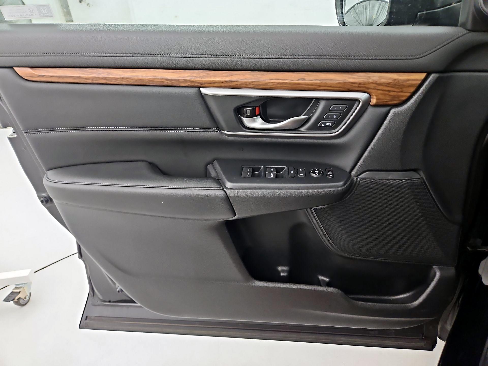 Thumbnail: 2019 Honda CR-V - 12