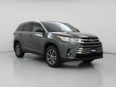 Green 2019 Toyota Highlander XLE