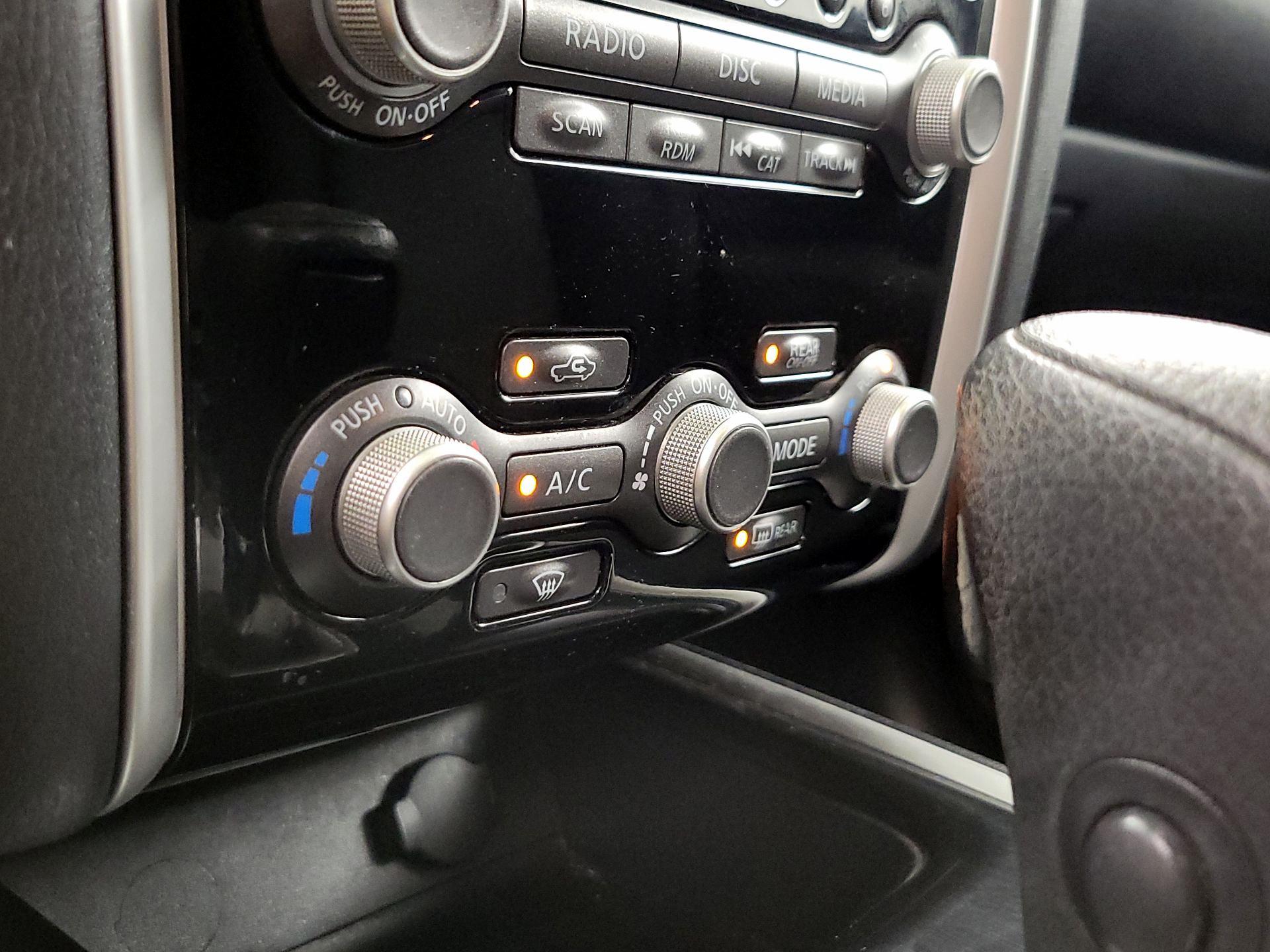 Thumbnail: 2017 Nissan Pathfinder - 16