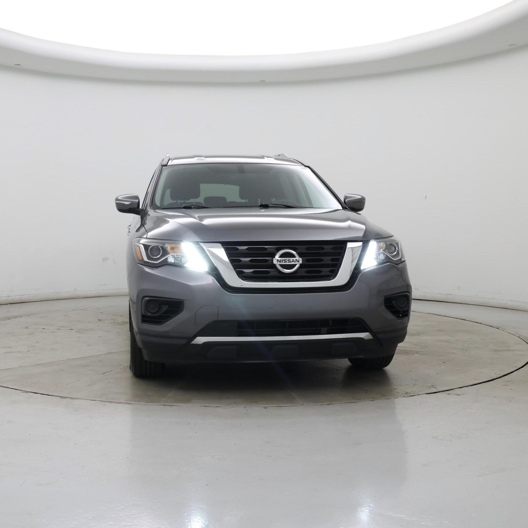 Thumbnail: 2017 Nissan Pathfinder - 5