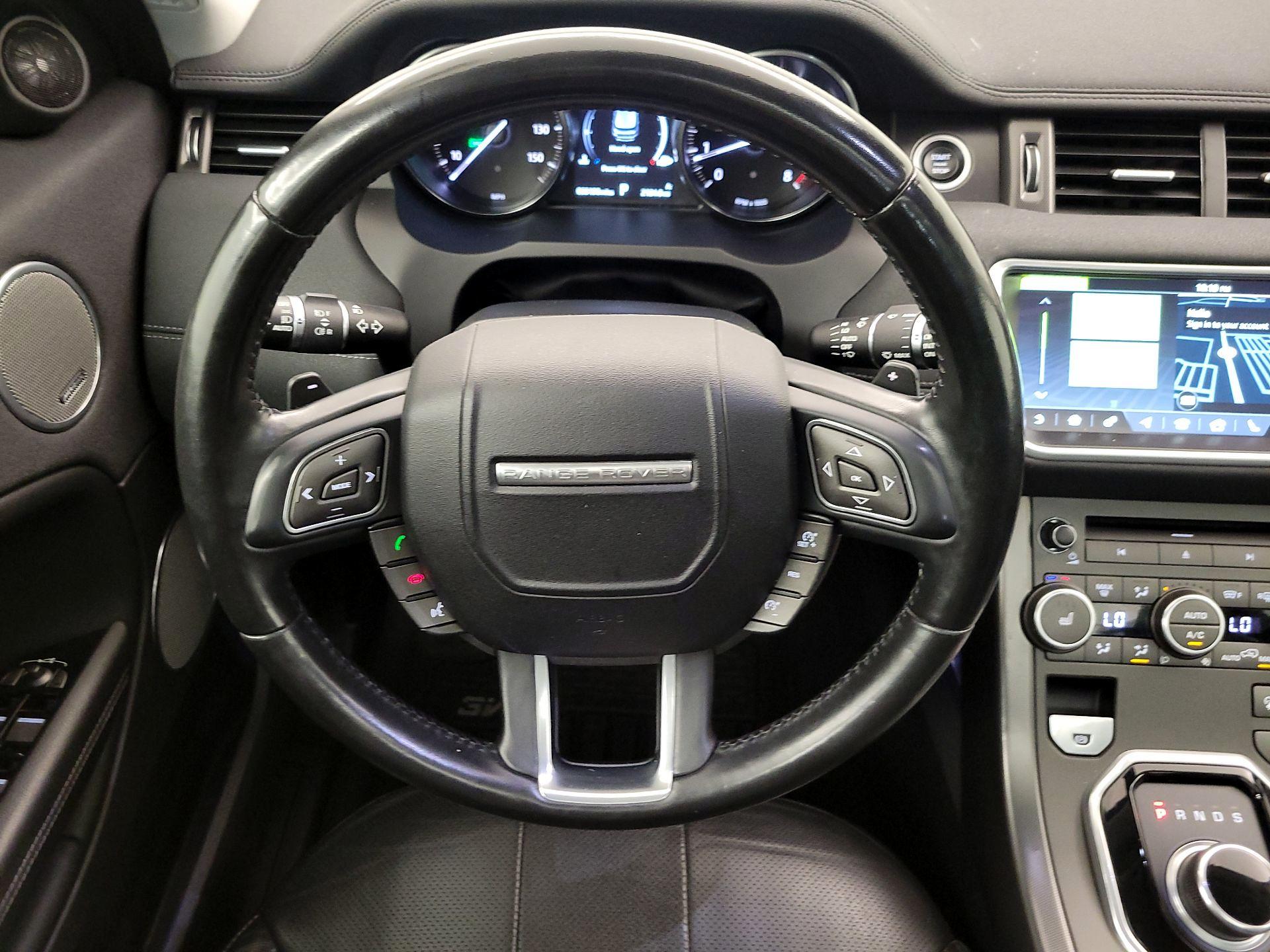 Thumbnail: 2018 Land Rover Range Rover Evoque - 10