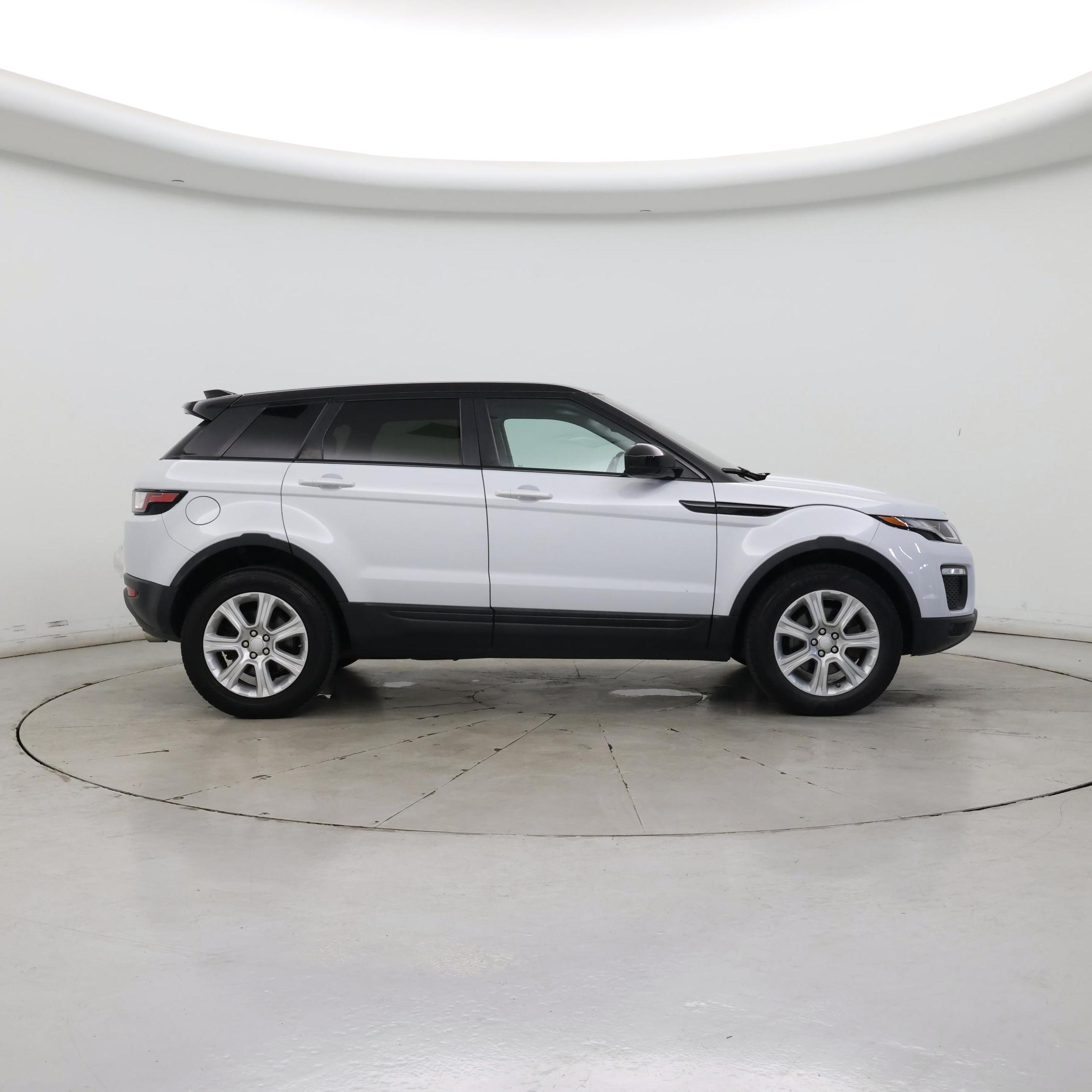 Thumbnail: 2018 Land Rover Range Rover Evoque - 7