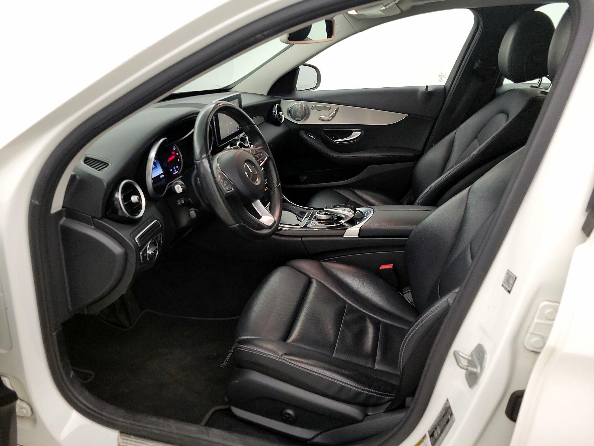 Thumbnail: 2016 Mercedes-Benz C-Class - 11
