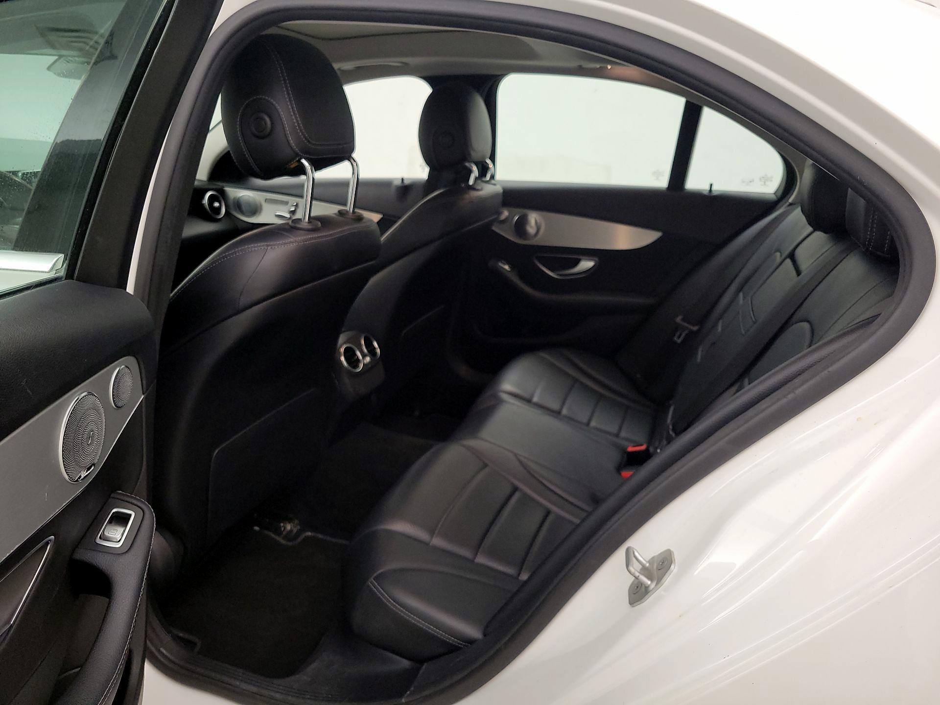 Thumbnail: 2016 Mercedes-Benz C-Class - 19