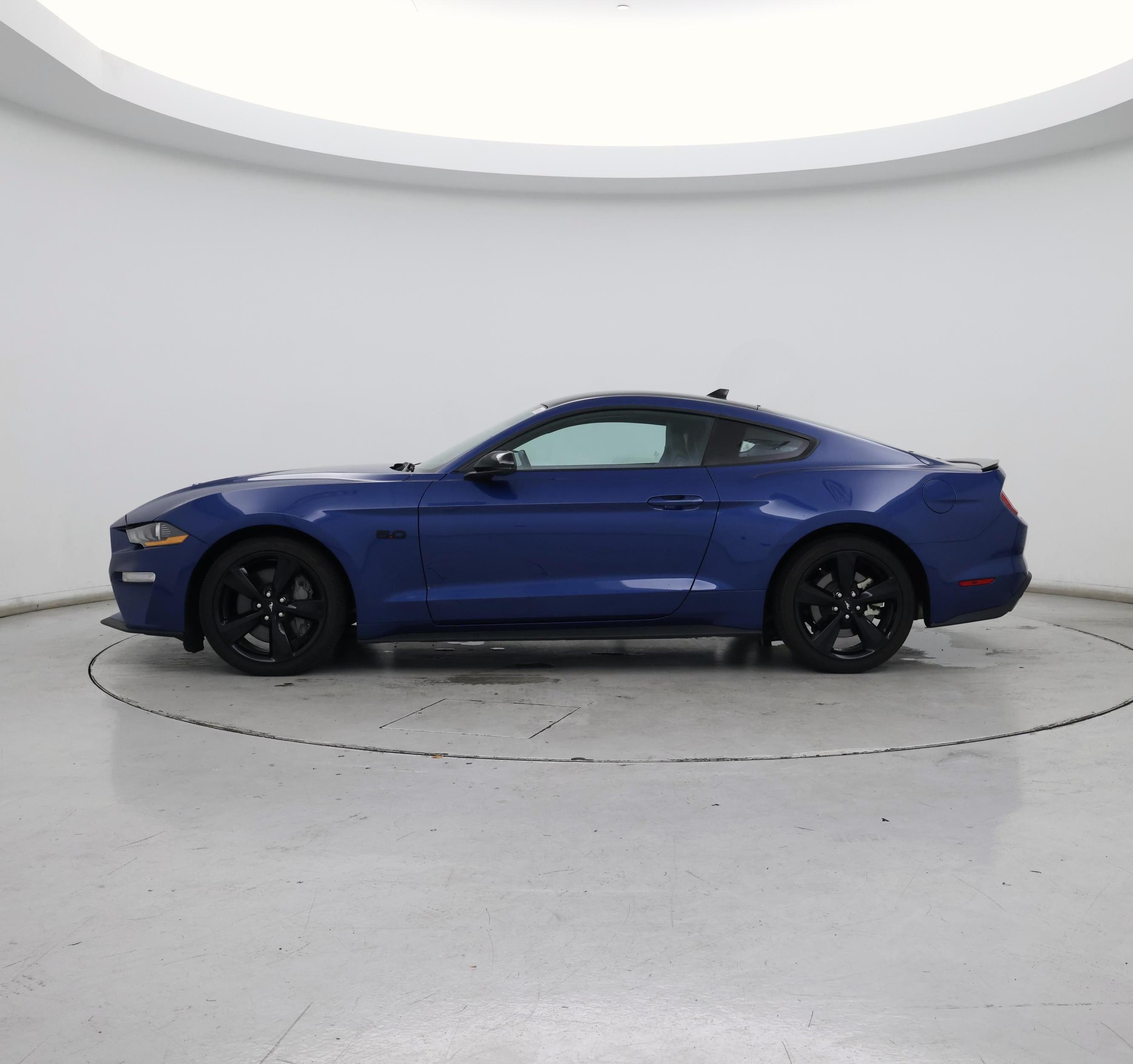 Thumbnail: 2022 Ford Mustang - 3