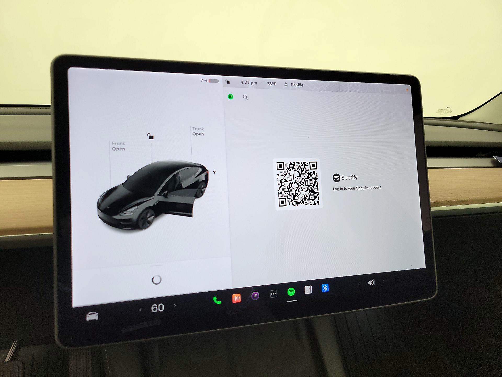 Thumbnail: 2021 Tesla Model 3 - 14