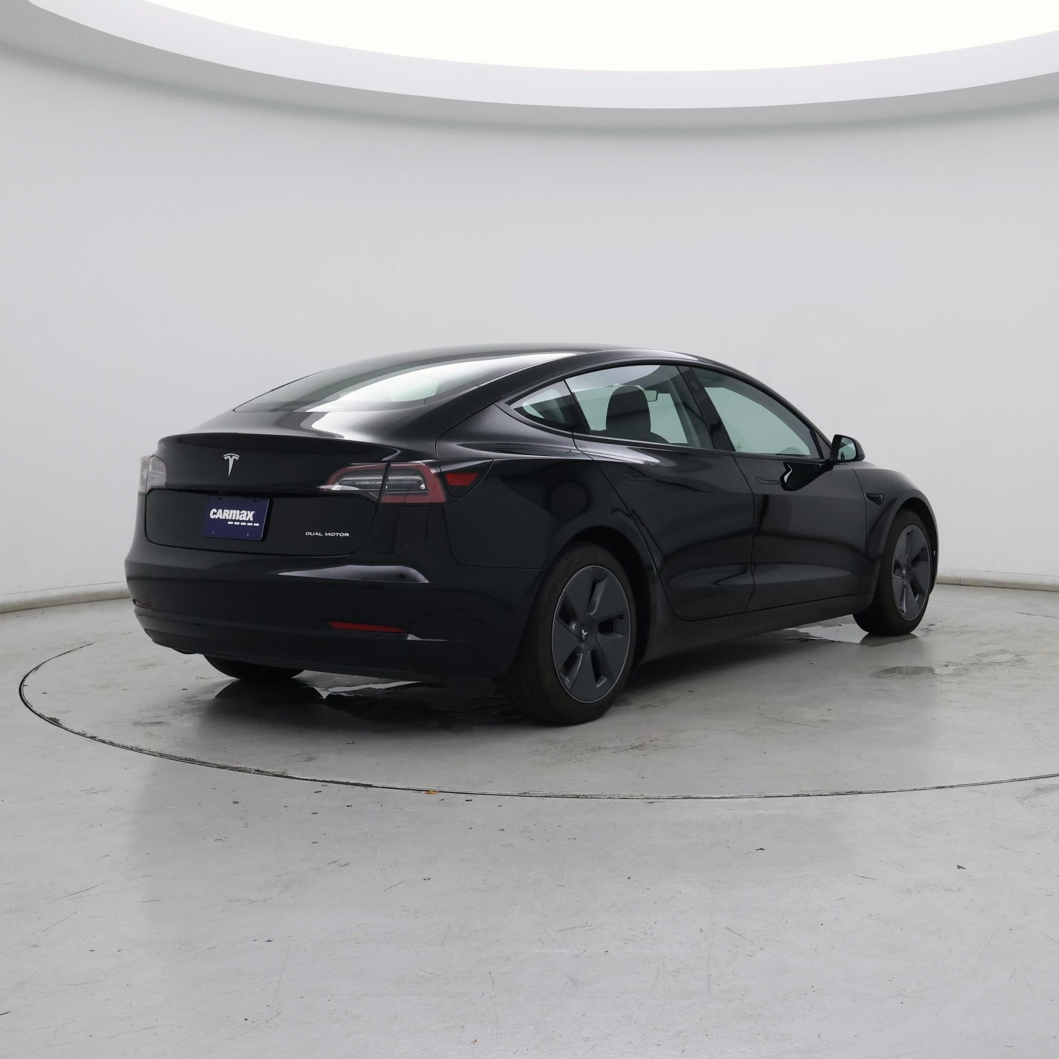 Thumbnail: 2021 Tesla Model 3 - 8