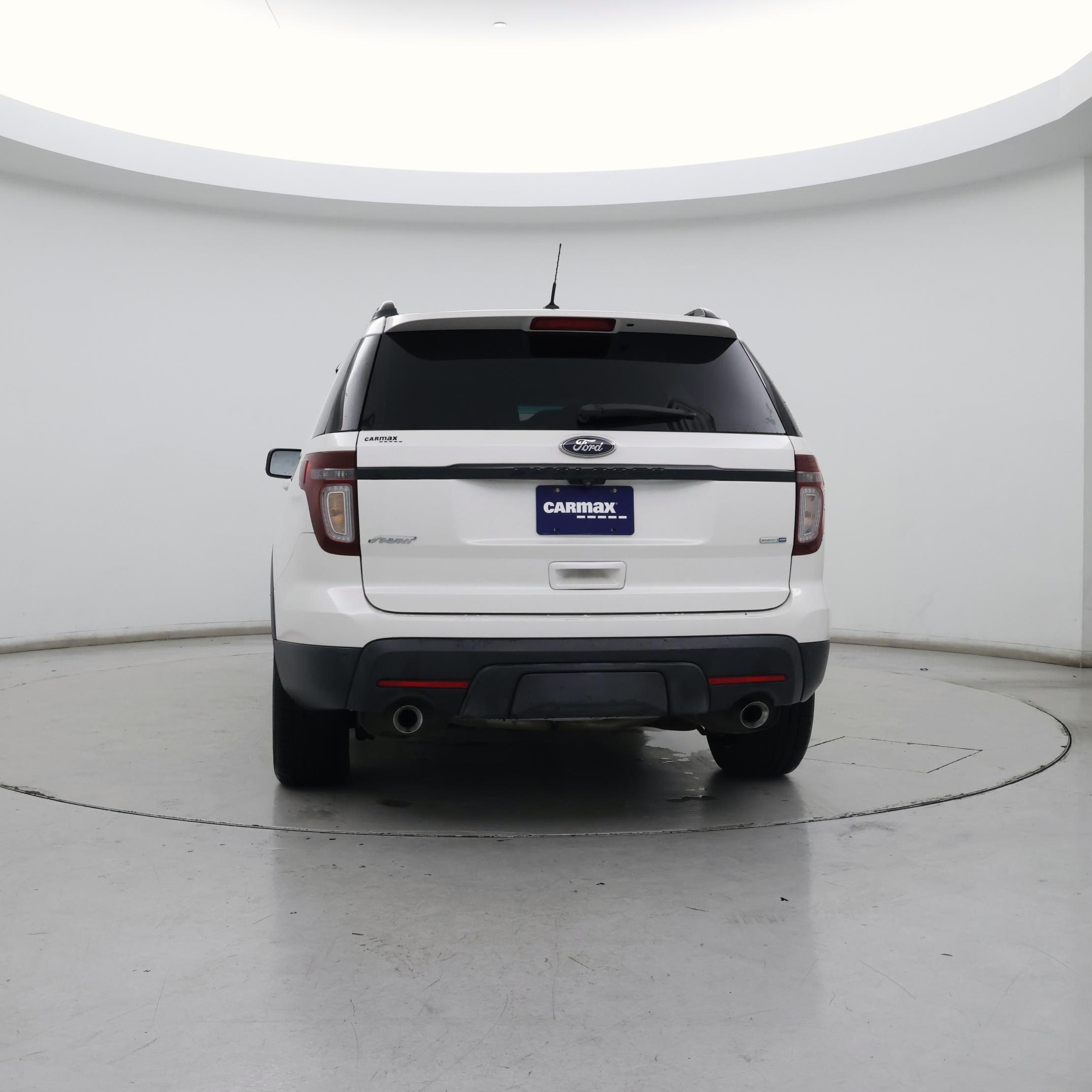 Thumbnail: 2015 Ford Explorer - 6