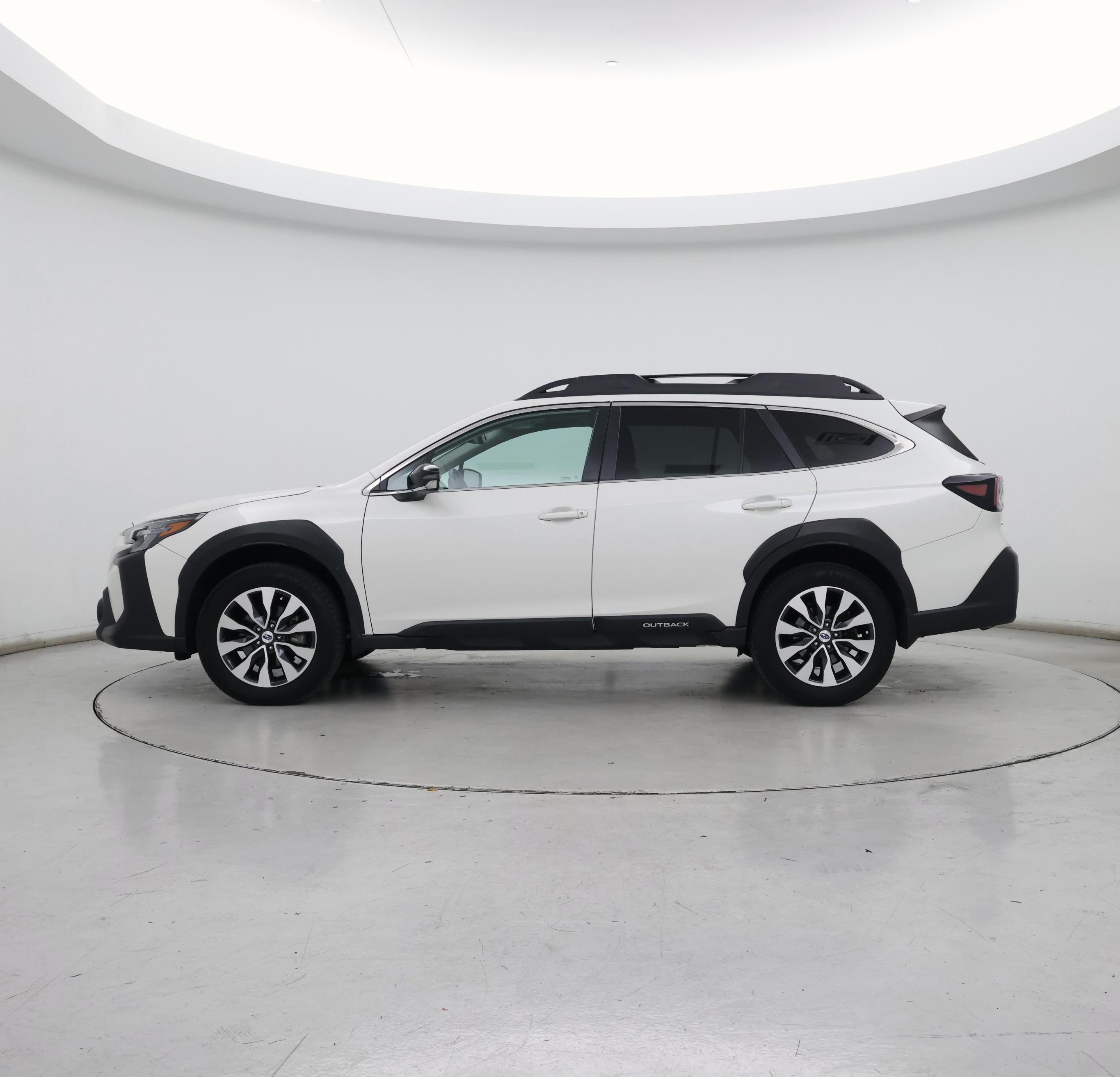 Thumbnail: 2023 Subaru Outback - 3