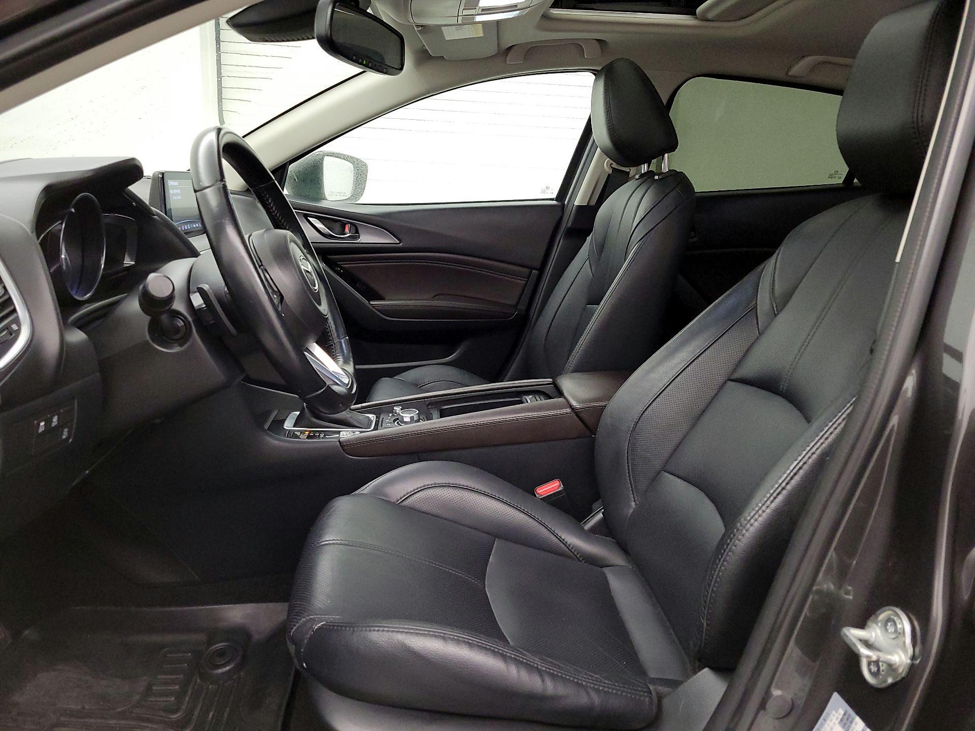 Thumbnail: 2018 Mazda Mazda3 - 11