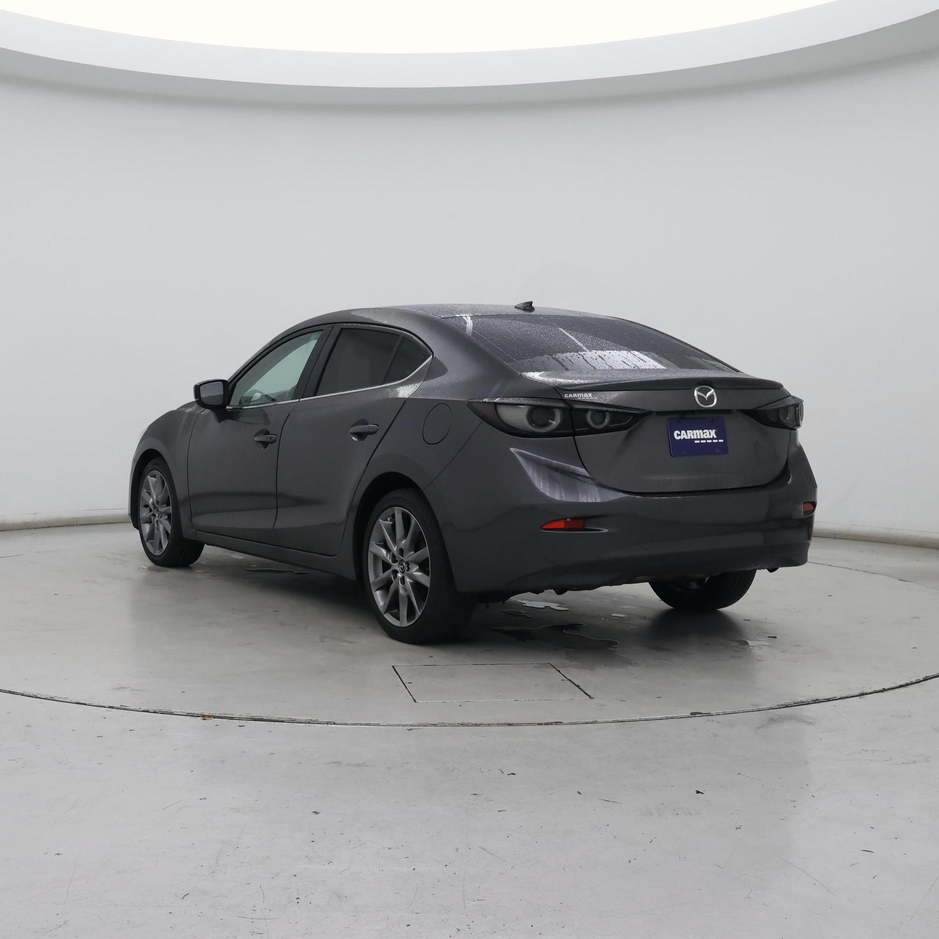 Thumbnail: 2018 Mazda Mazda3 - 2