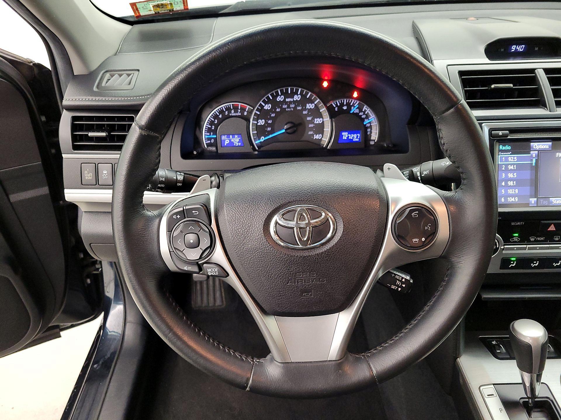 Thumbnail: 2014 Toyota Camry - 10