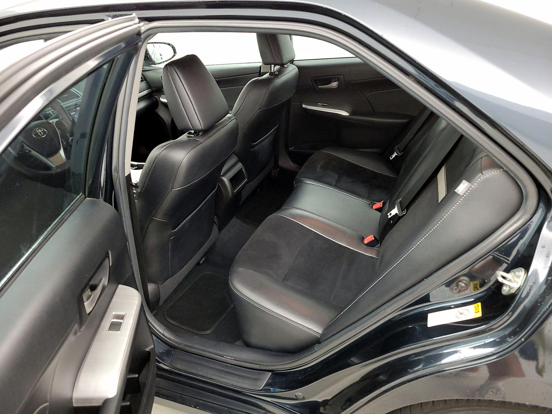 Thumbnail: 2014 Toyota Camry - 20