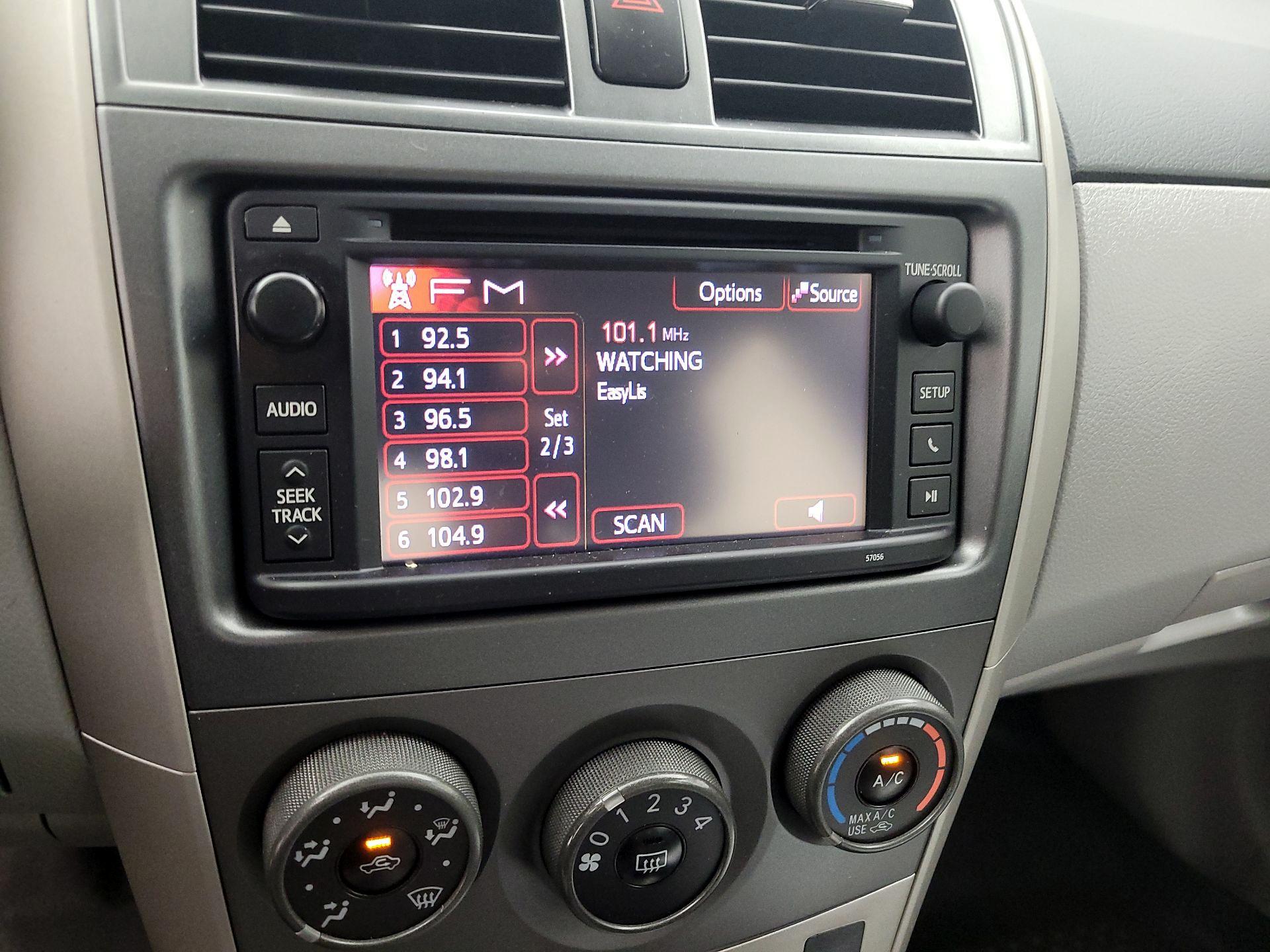 Thumbnail: 2013 Toyota Corolla - 14