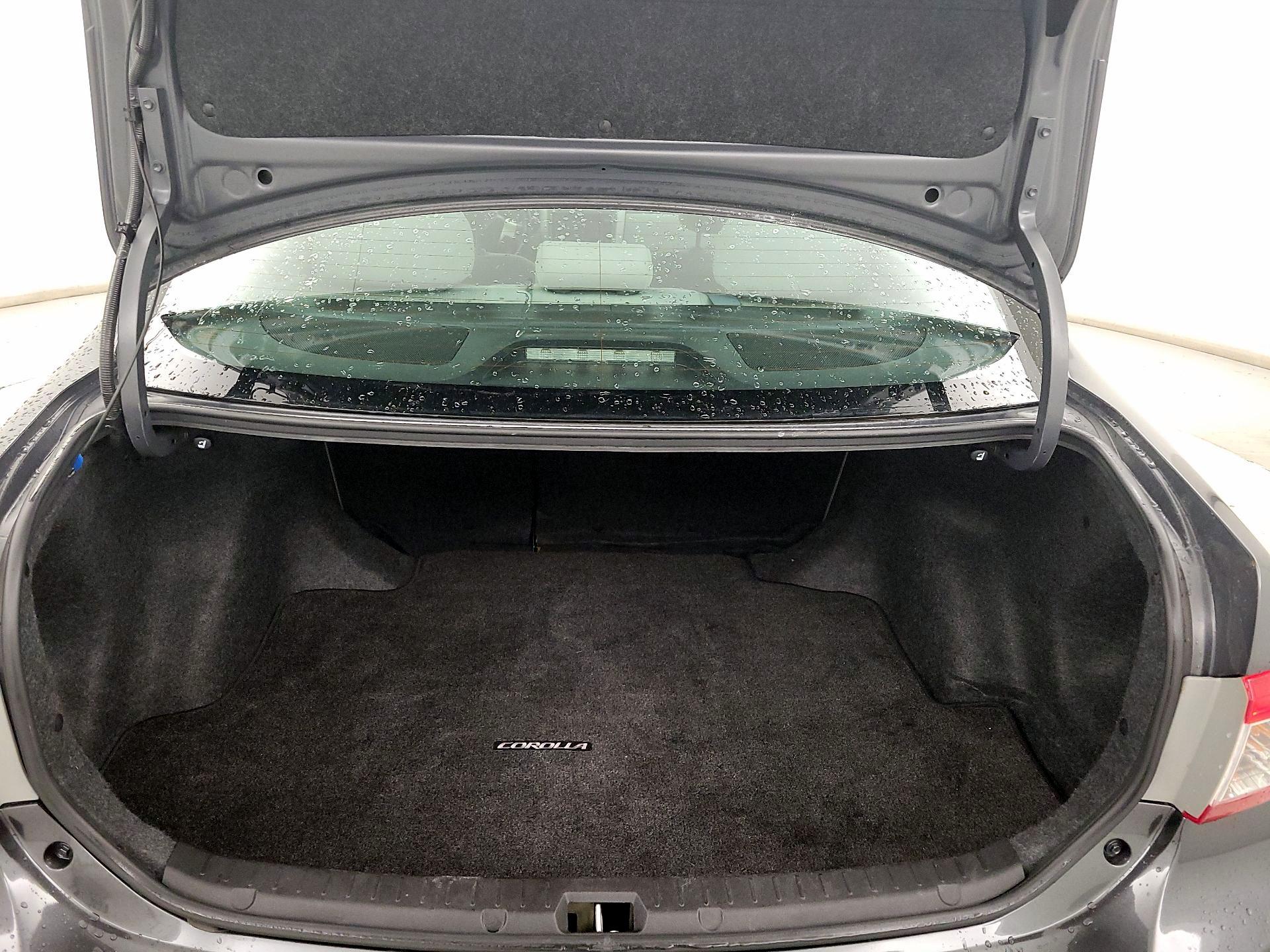 Thumbnail: 2013 Toyota Corolla - 19