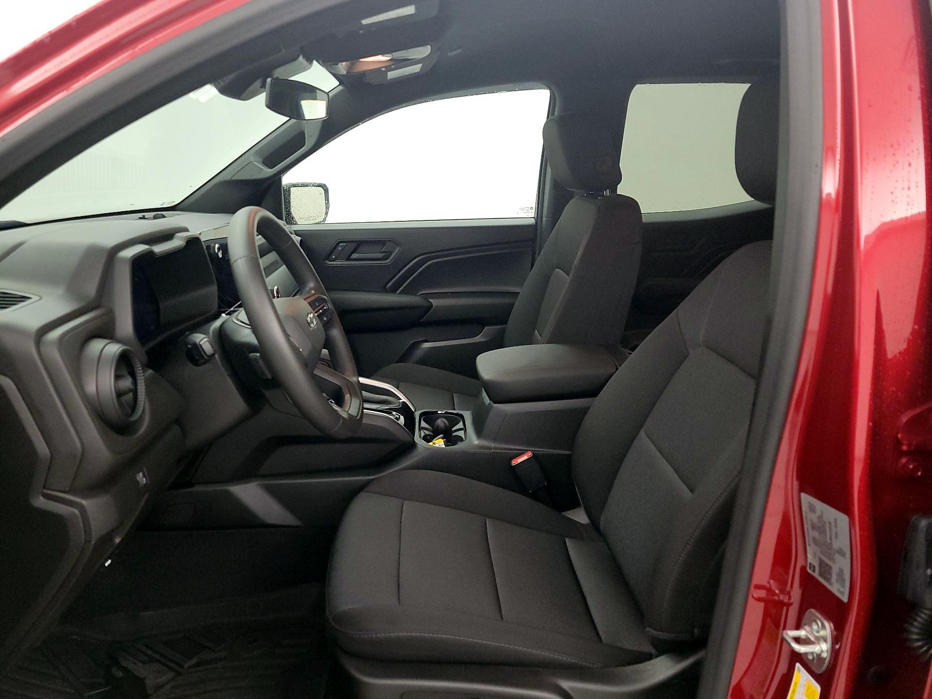 Thumbnail: 2024 Chevrolet Colorado - 11
