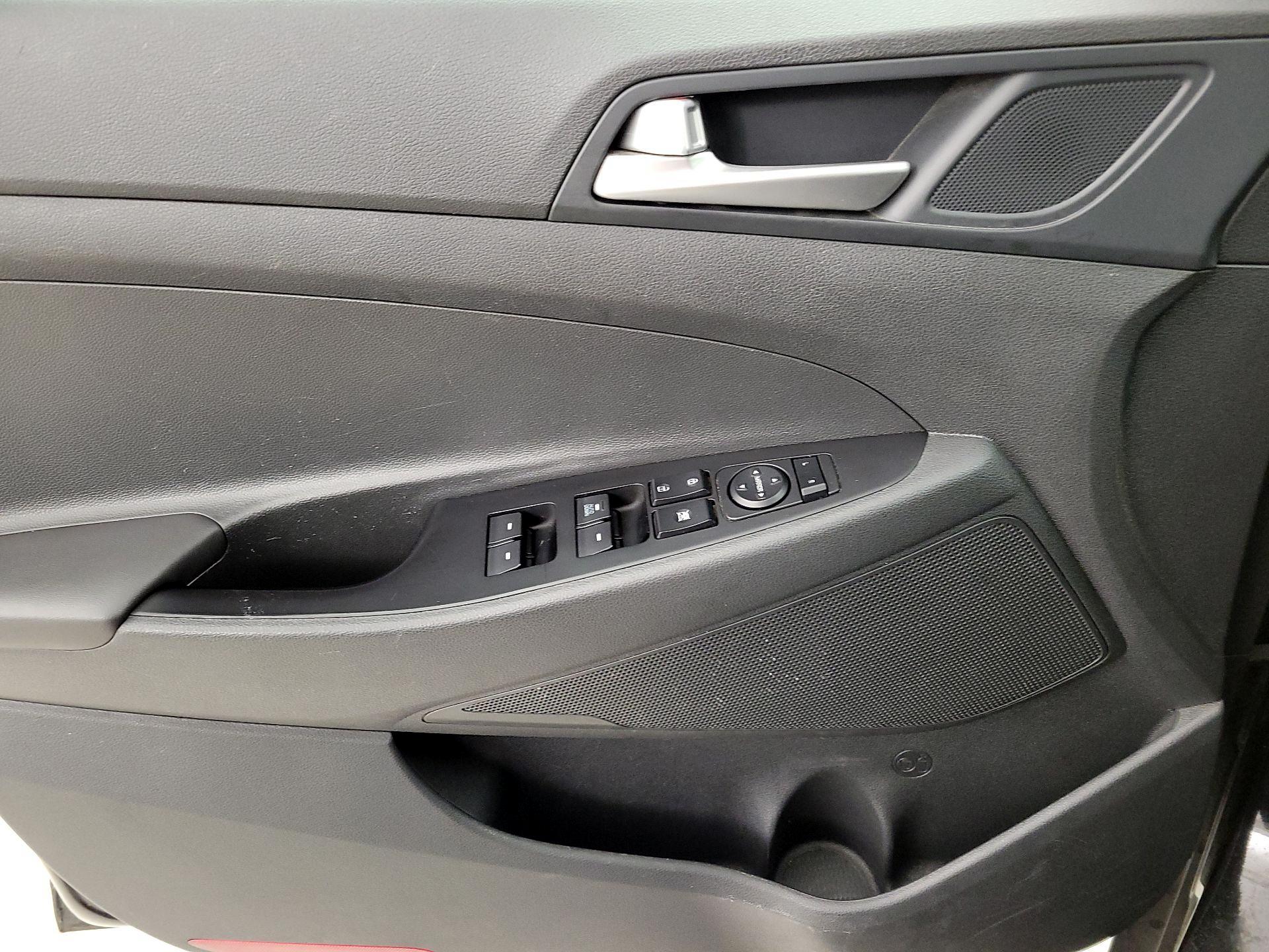 Thumbnail: 2021 Hyundai Tucson - 12