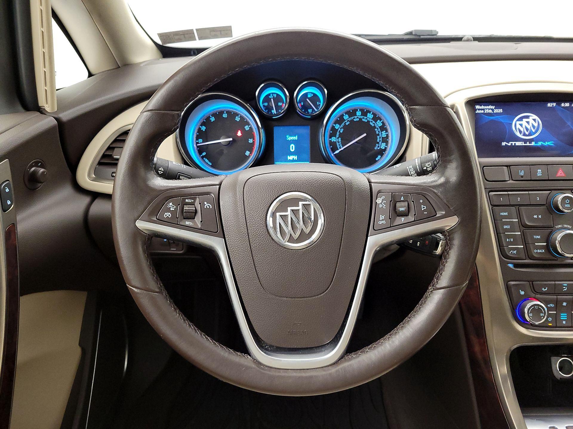 Thumbnail: 2014 Buick Verano - 10