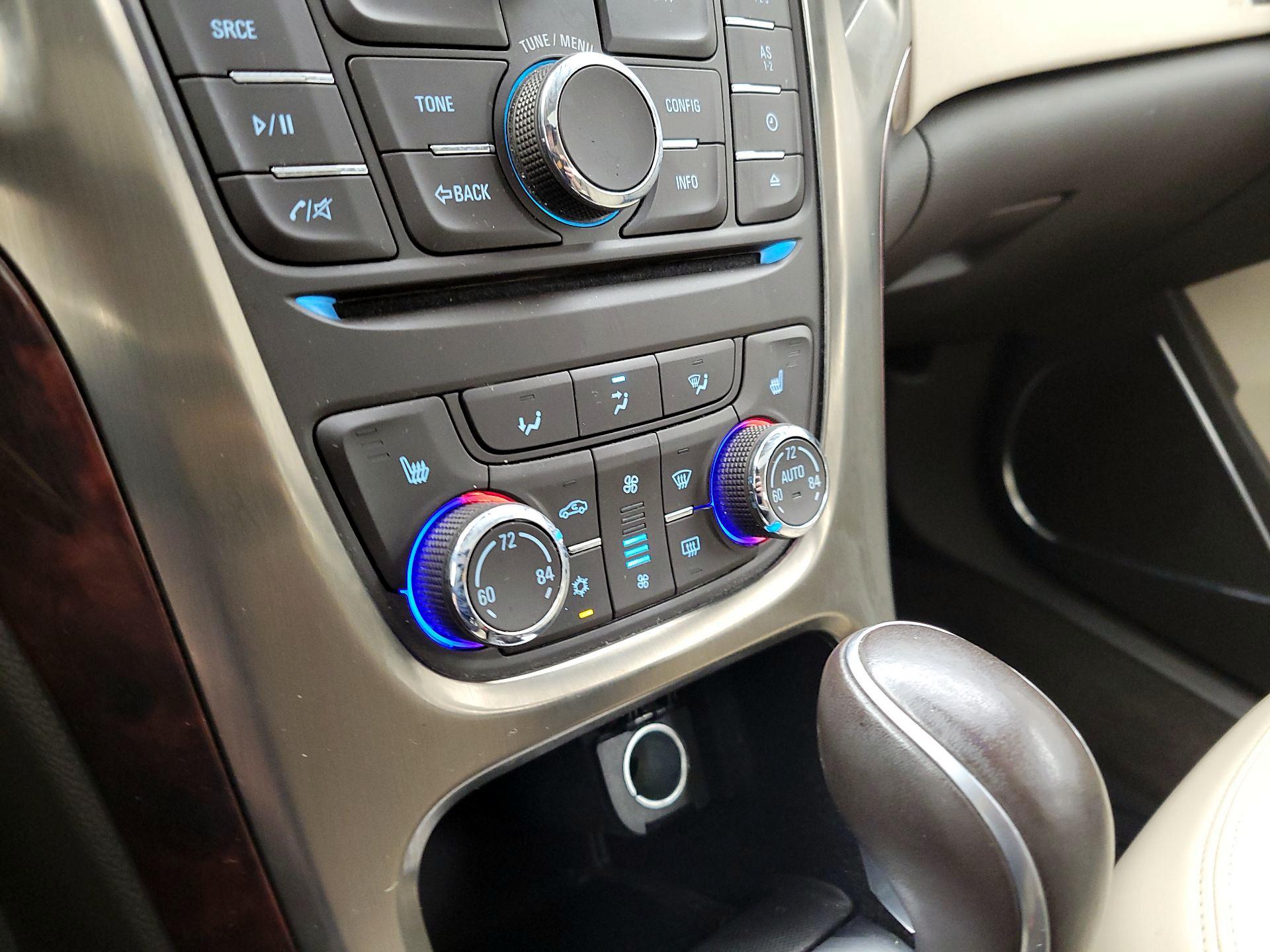 Thumbnail: 2014 Buick Verano - 16