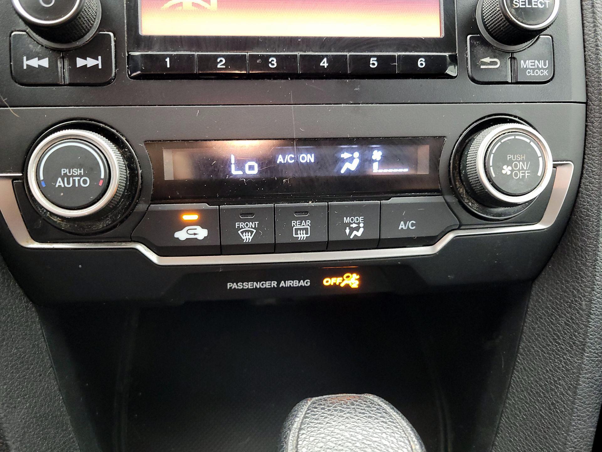 Thumbnail: 2019 Honda Civic - 16