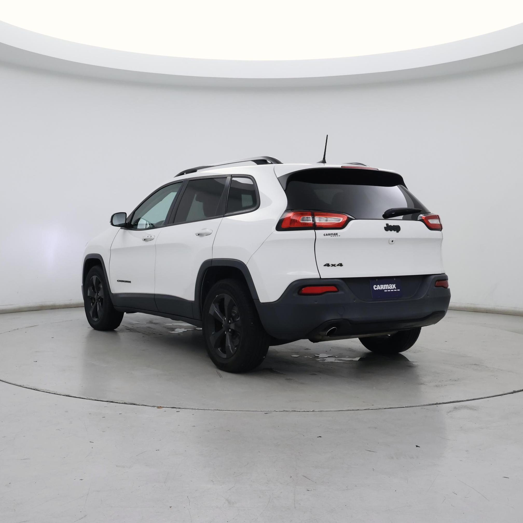 Thumbnail: 2016 Jeep Cherokee - 2
