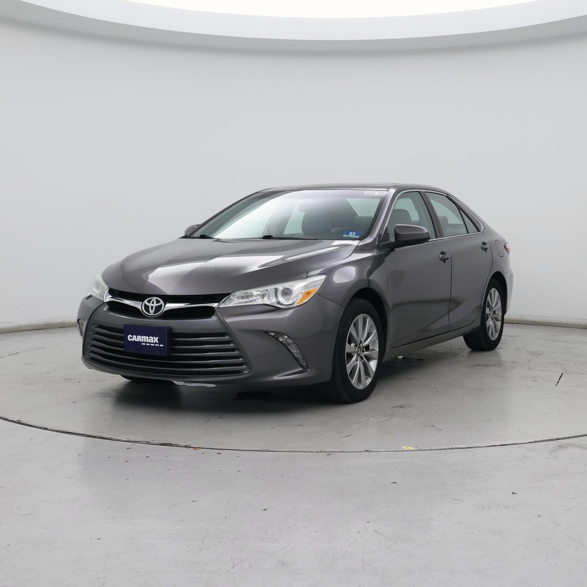 Thumbnail: 2016 Toyota Camry - 4