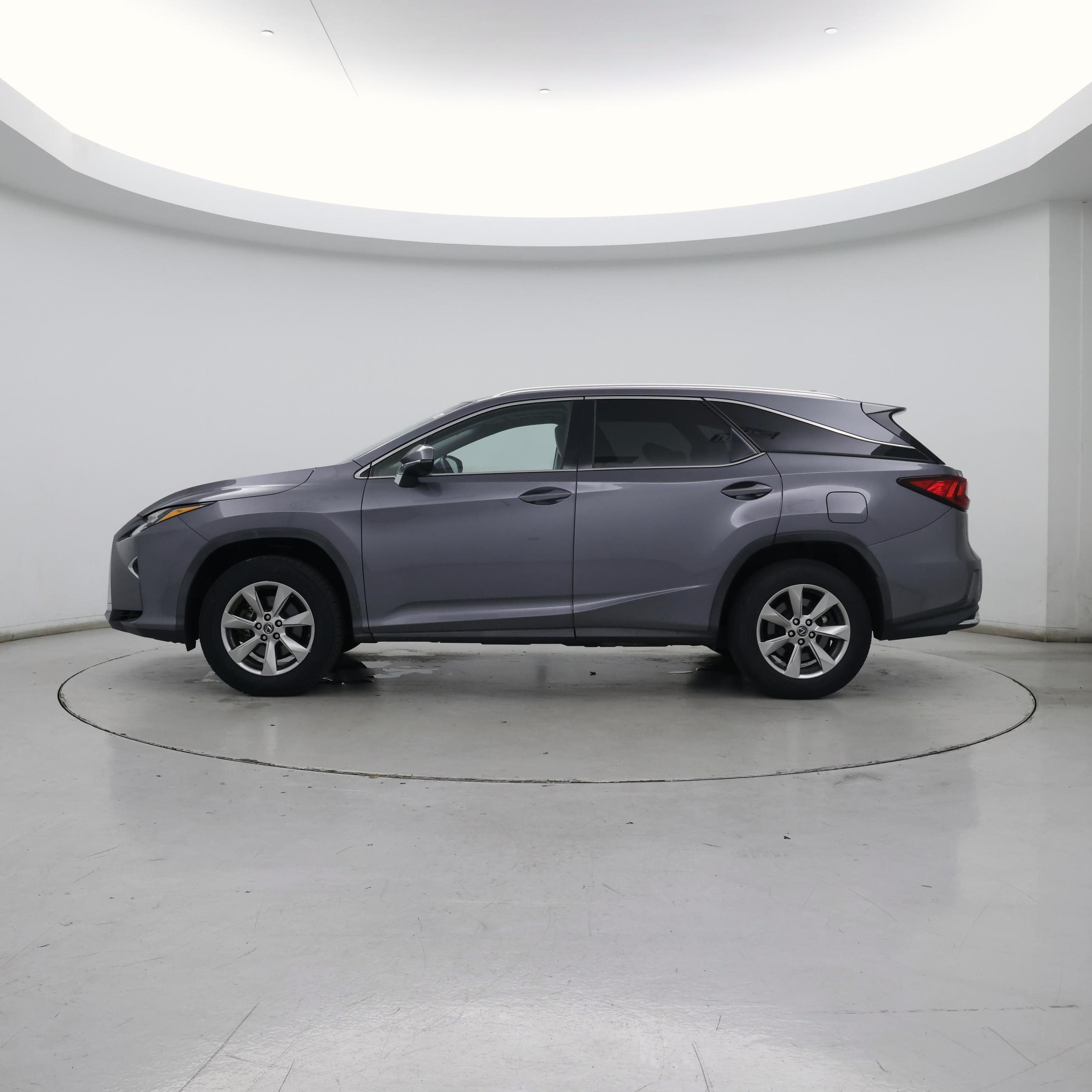Thumbnail: 2018 Lexus RX - 3