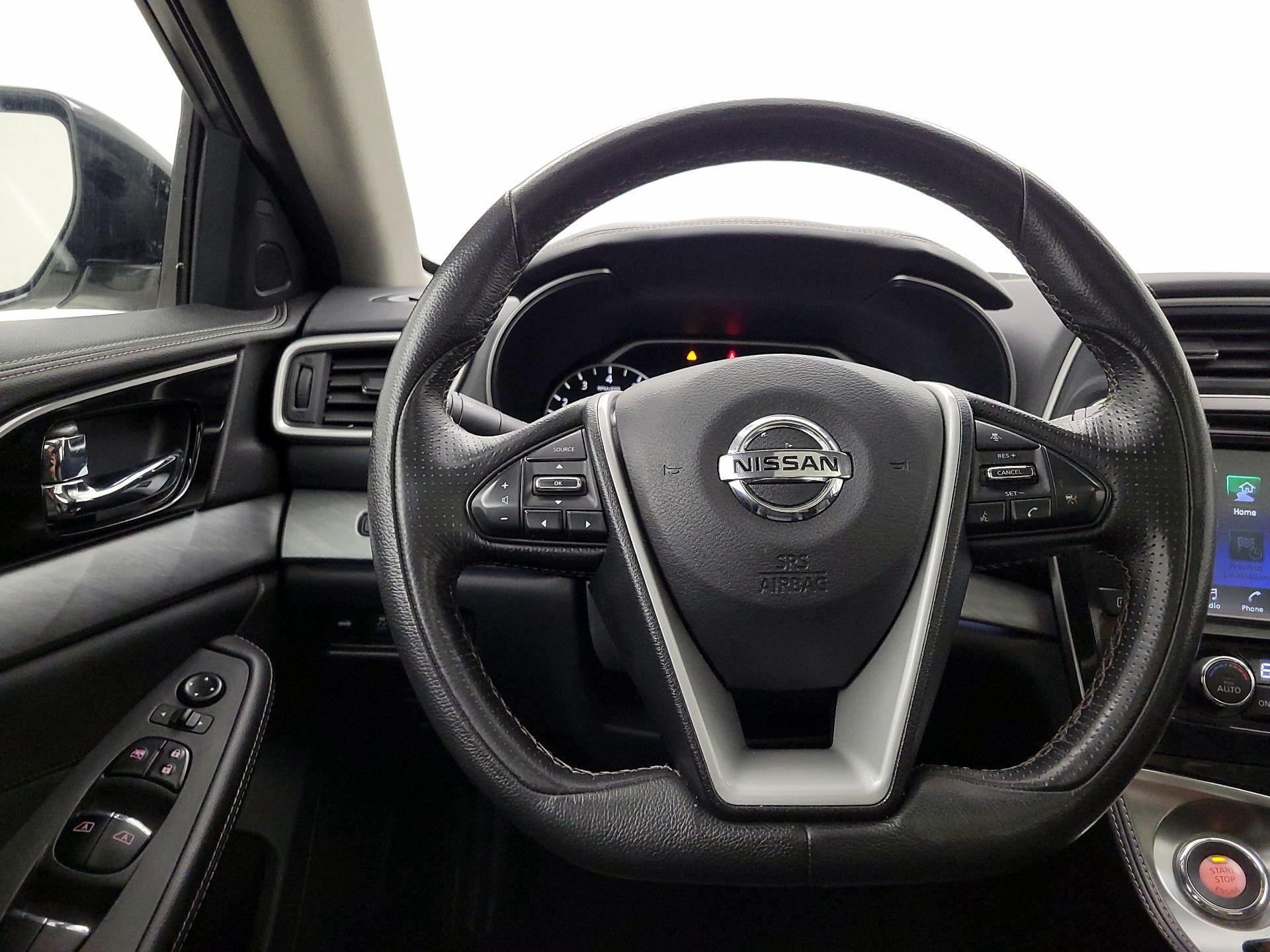 Thumbnail: 2016 Nissan Maxima - 10