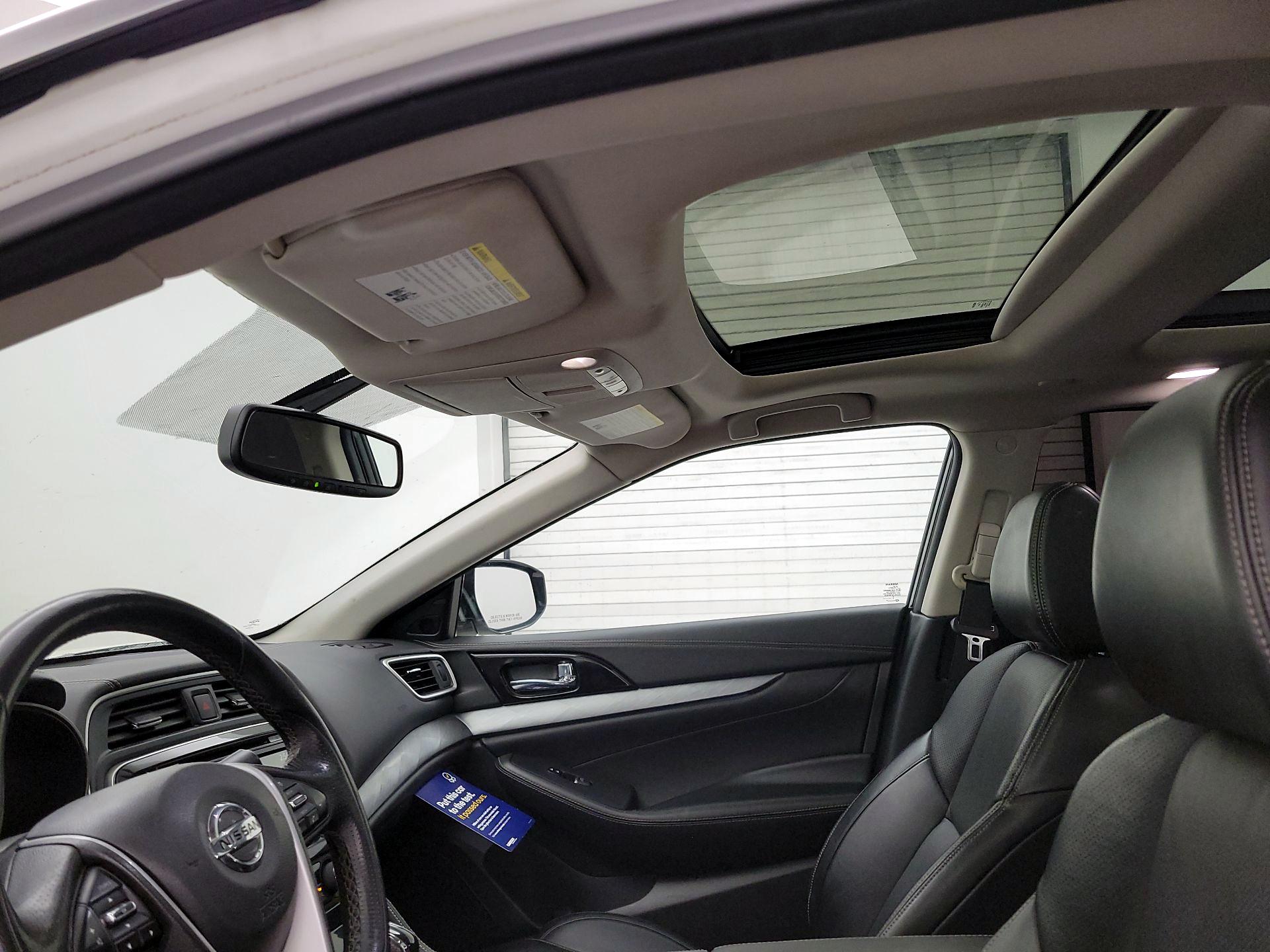 Thumbnail: 2016 Nissan Maxima - 20