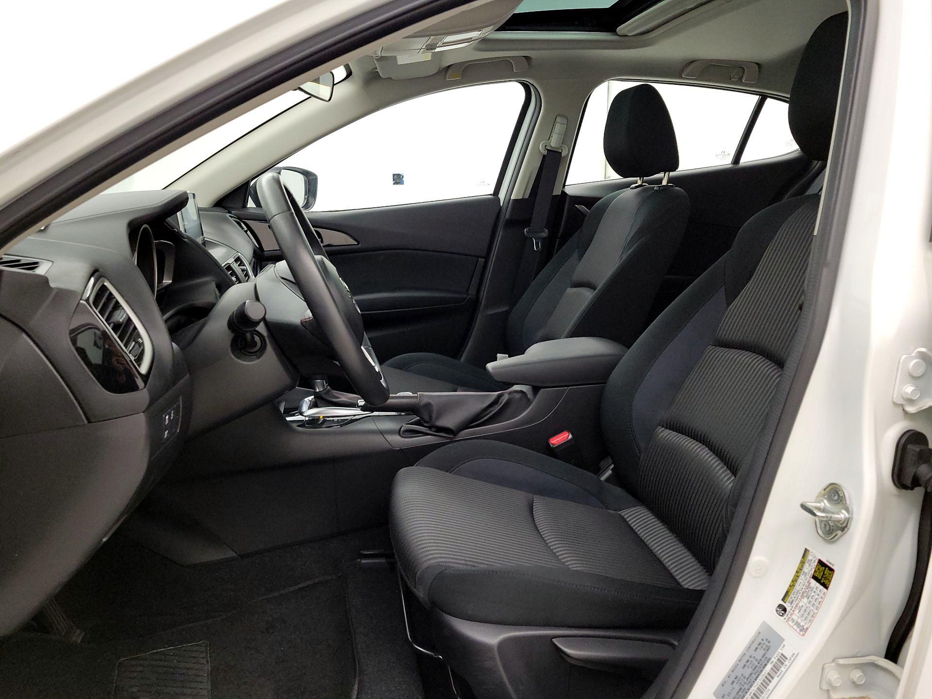 Thumbnail: 2016 Mazda Mazda3 - 11