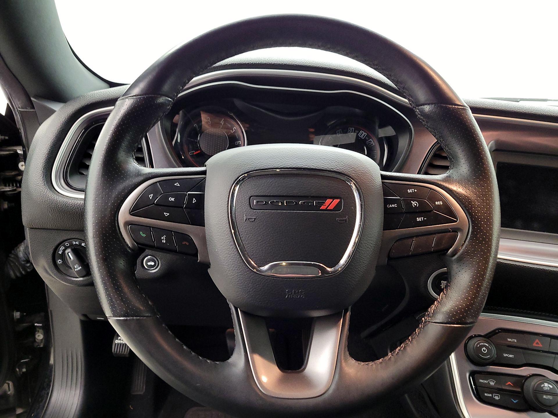 Thumbnail: 2019 Dodge Challenger - 10