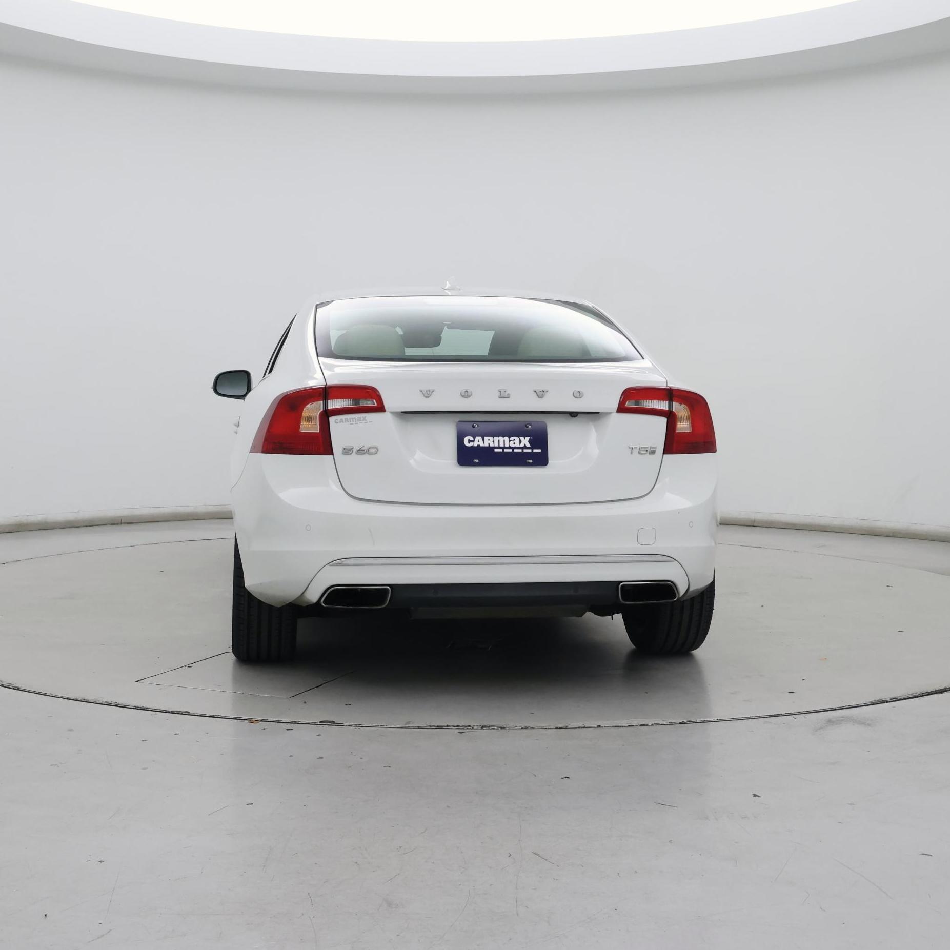 Thumbnail: 2017 Volvo S60 - 6