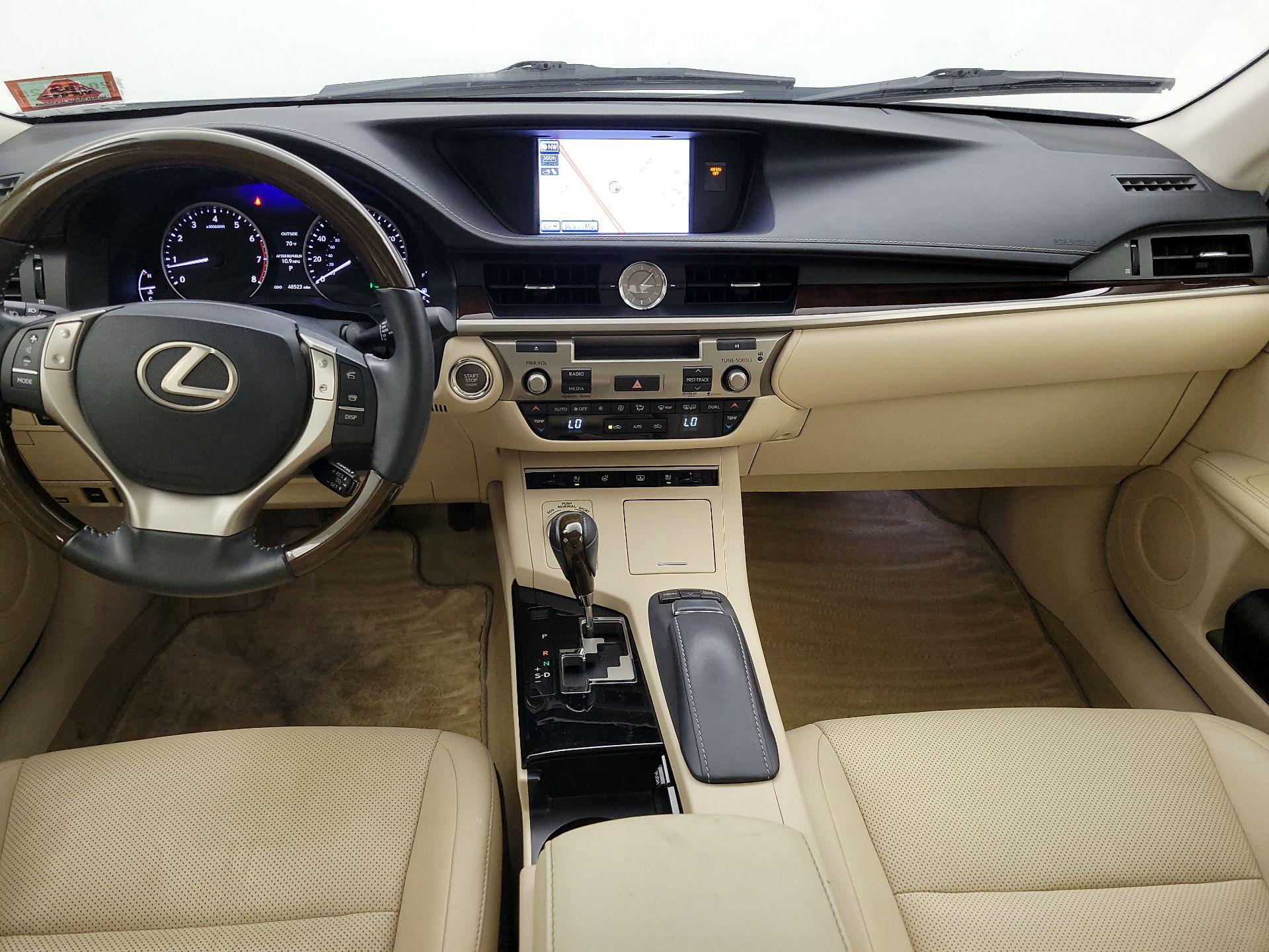 Thumbnail: 2013 Lexus ES - 9