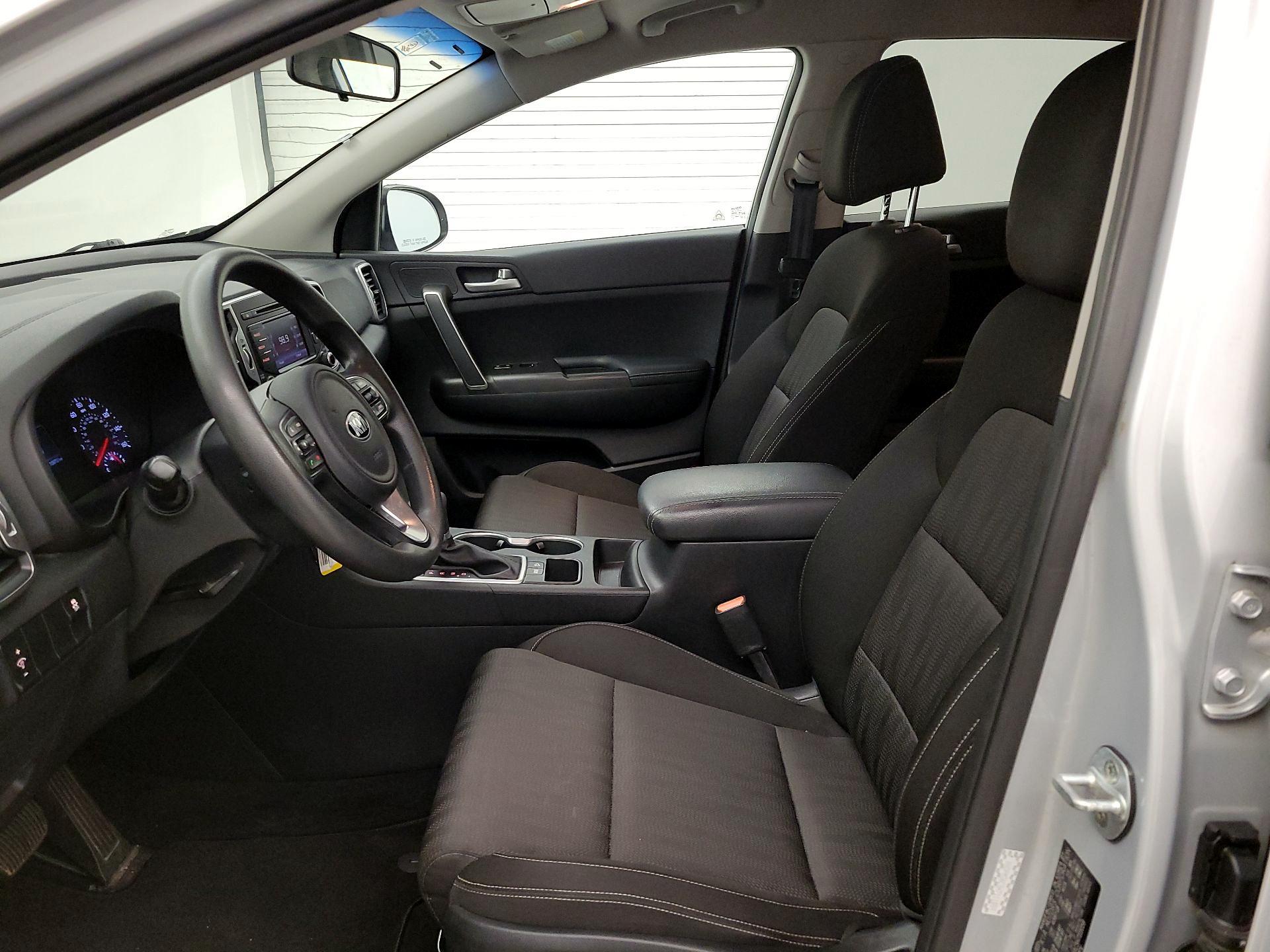 Thumbnail: 2017 Kia Sportage - 11