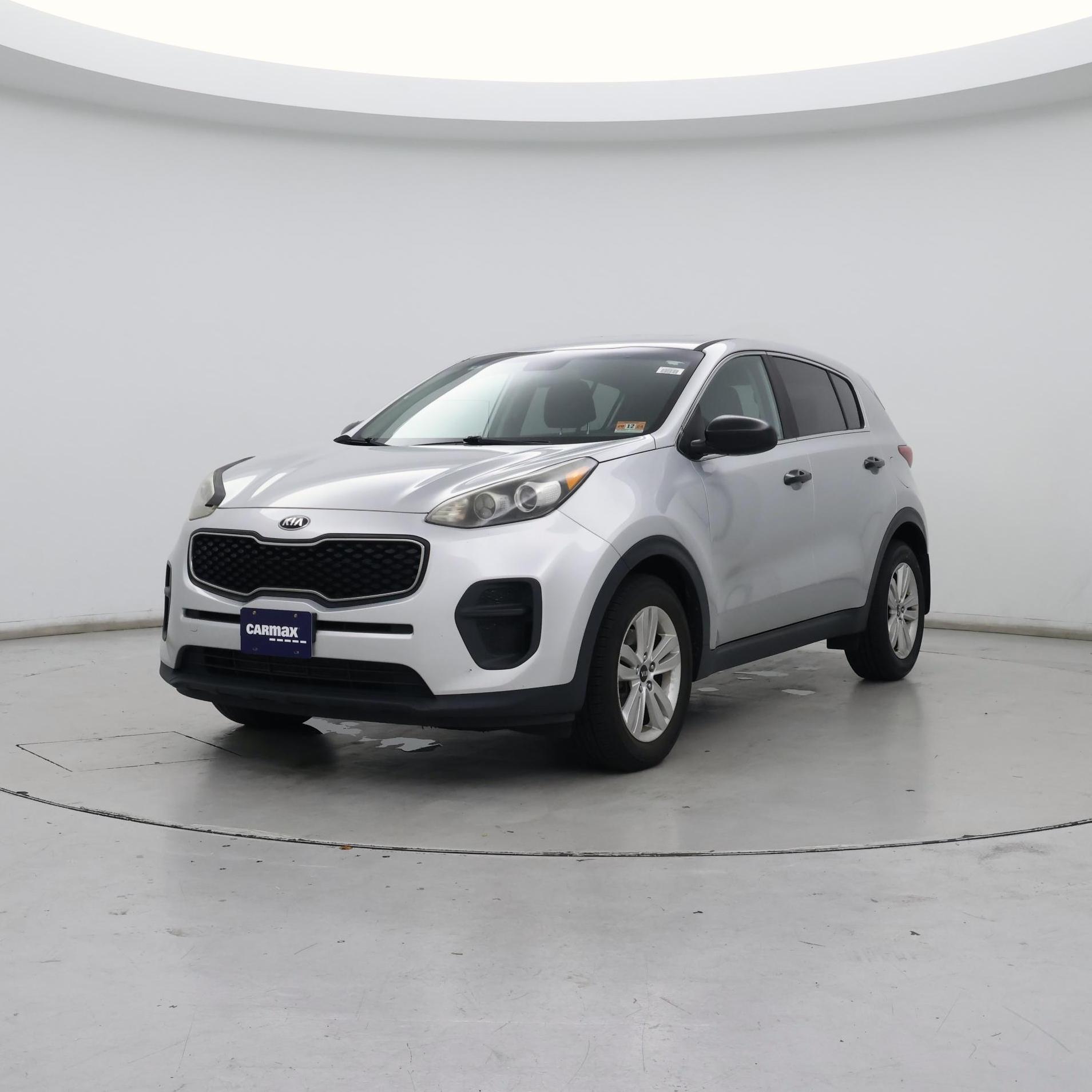 Thumbnail: 2017 Kia Sportage - 4