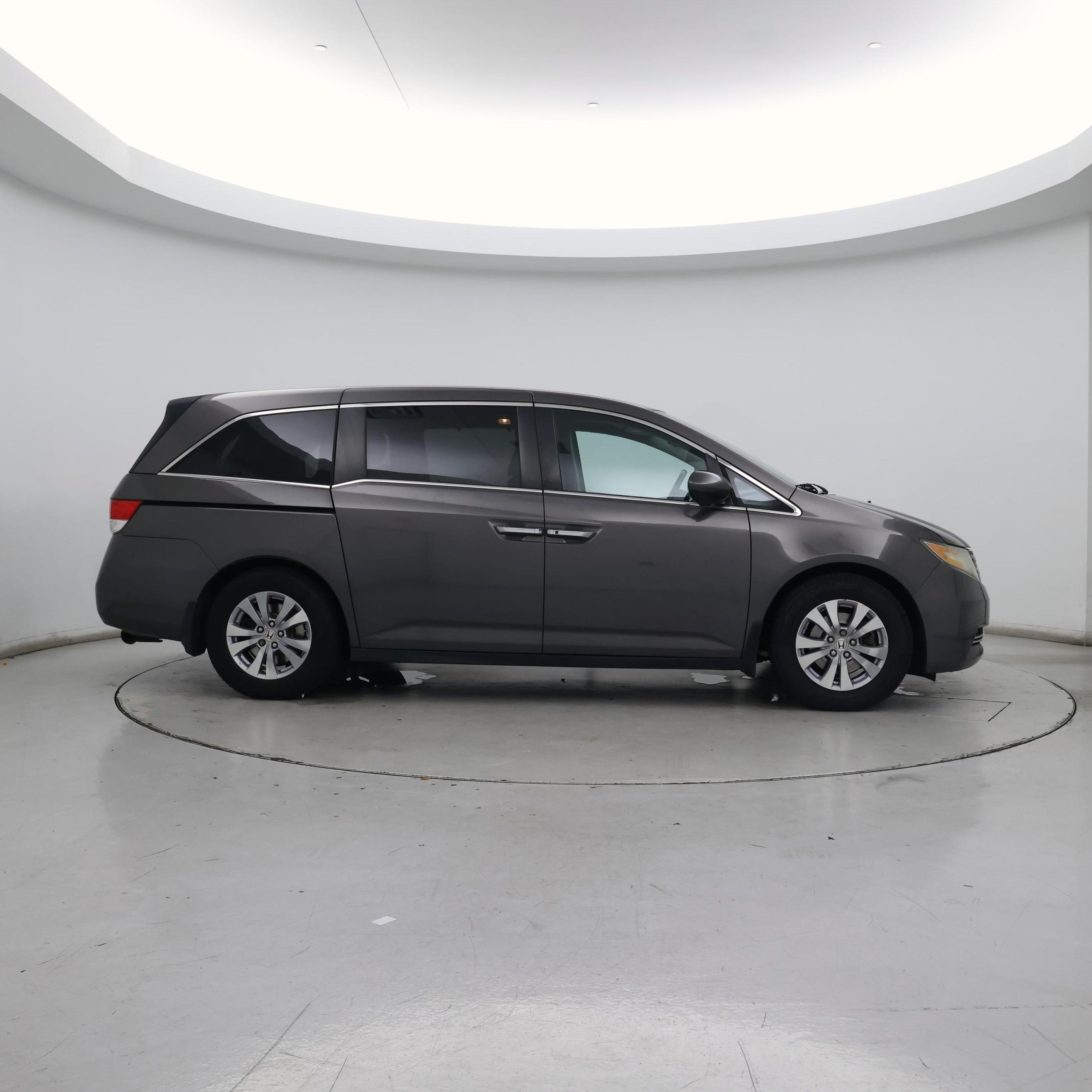 Thumbnail: 2015 Honda Odyssey - 7