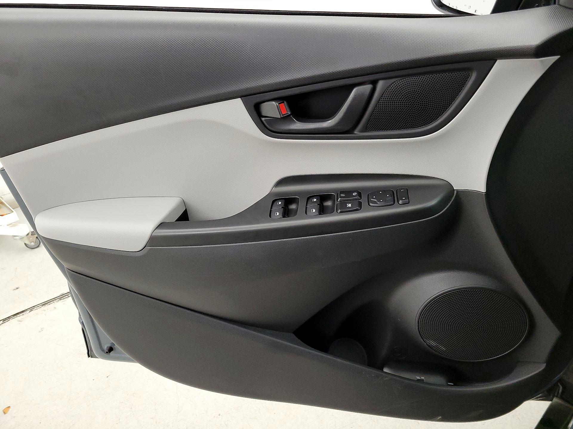 Thumbnail: 2022 Hyundai Kona - 12