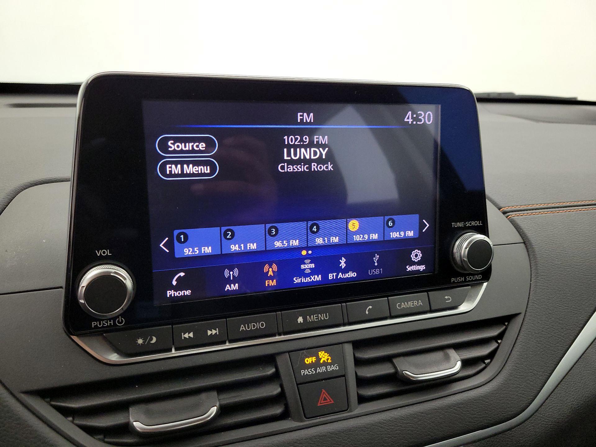 Thumbnail: 2019 Nissan Altima - 15