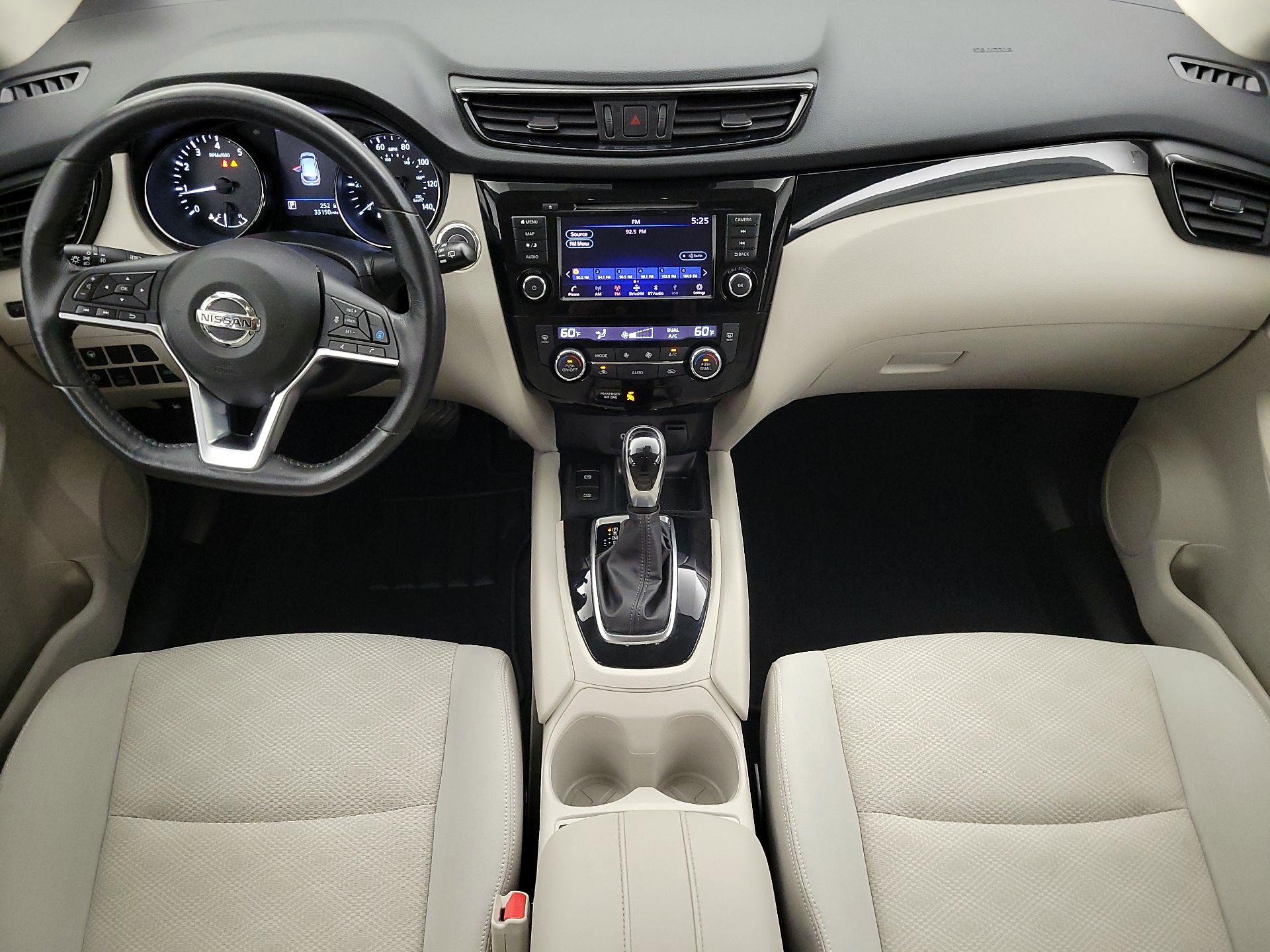 Thumbnail: 2019 Nissan Rogue Sport - 9