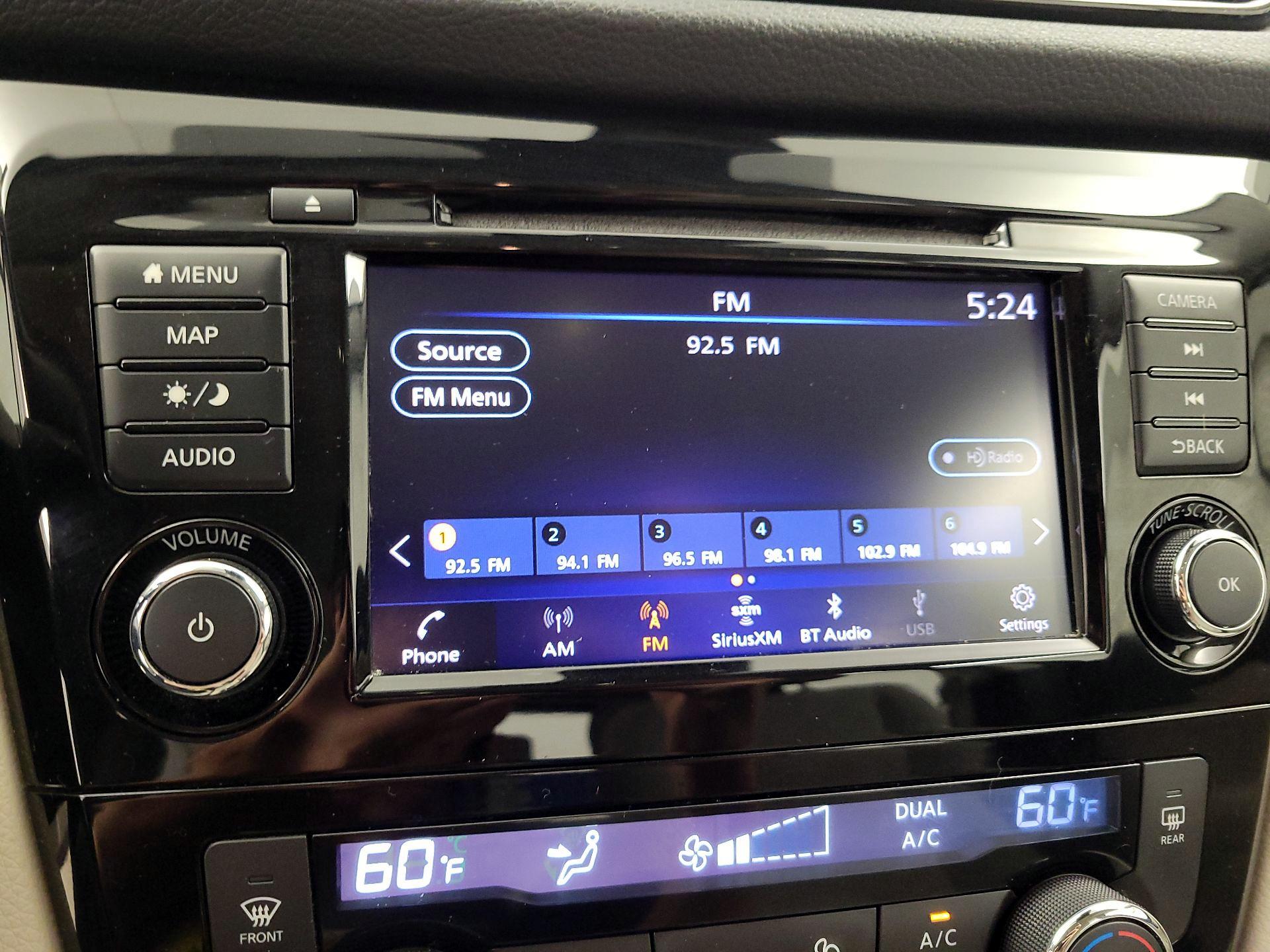 Thumbnail: 2019 Nissan Rogue Sport - 15
