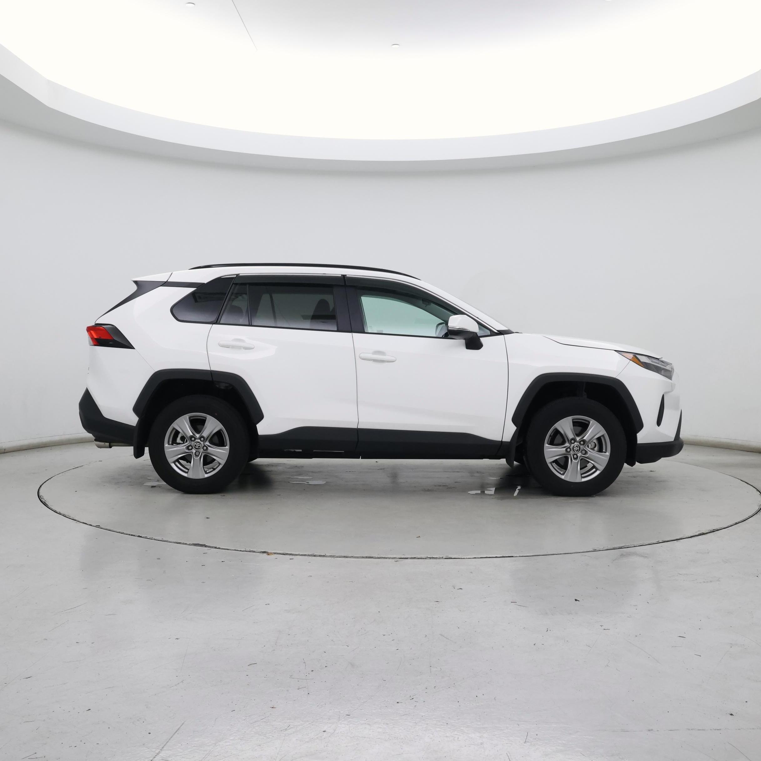 Thumbnail: 2024 Toyota RAV4 - 7