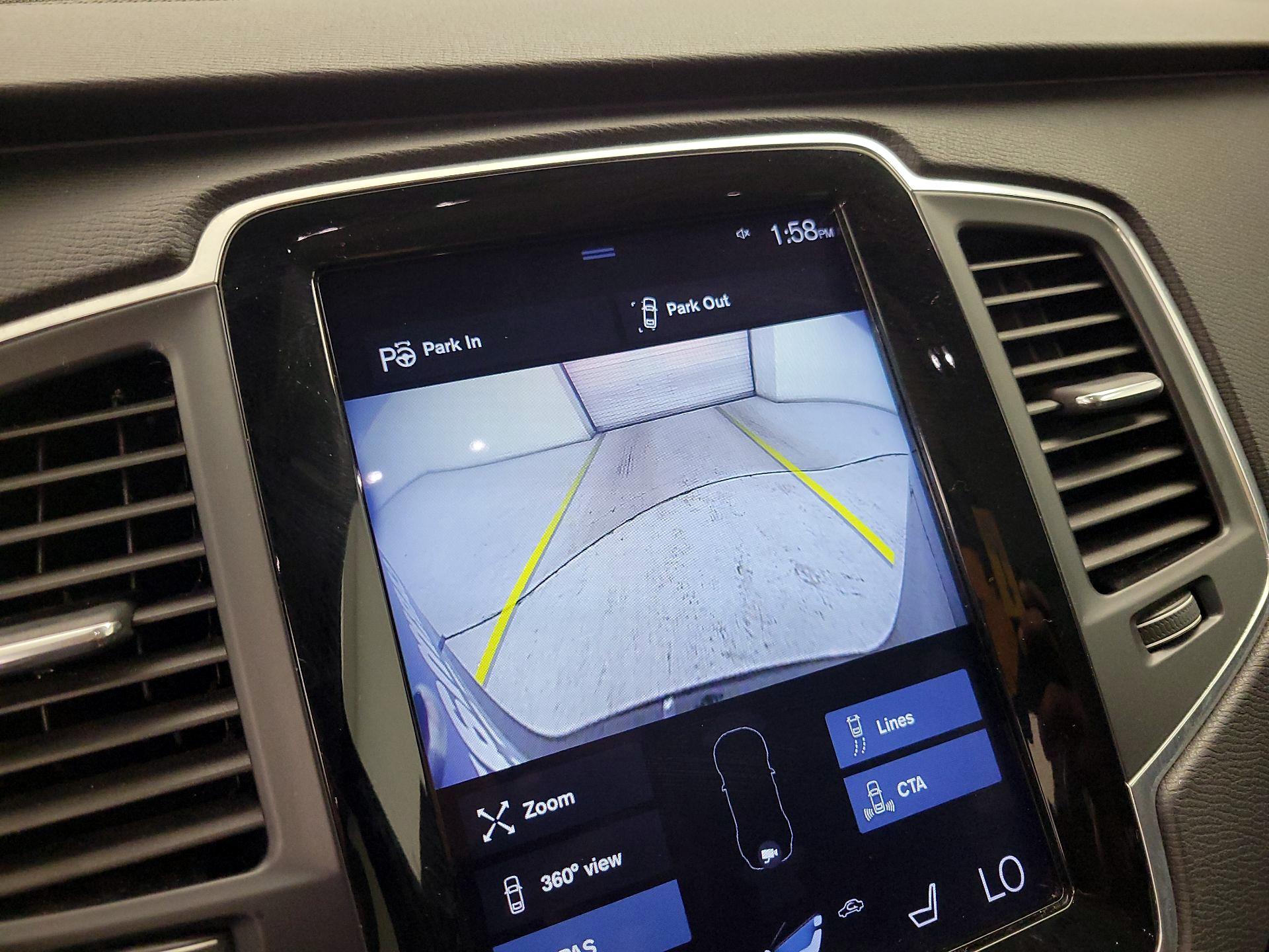 Thumbnail: 2019 Volvo XC90 - 14