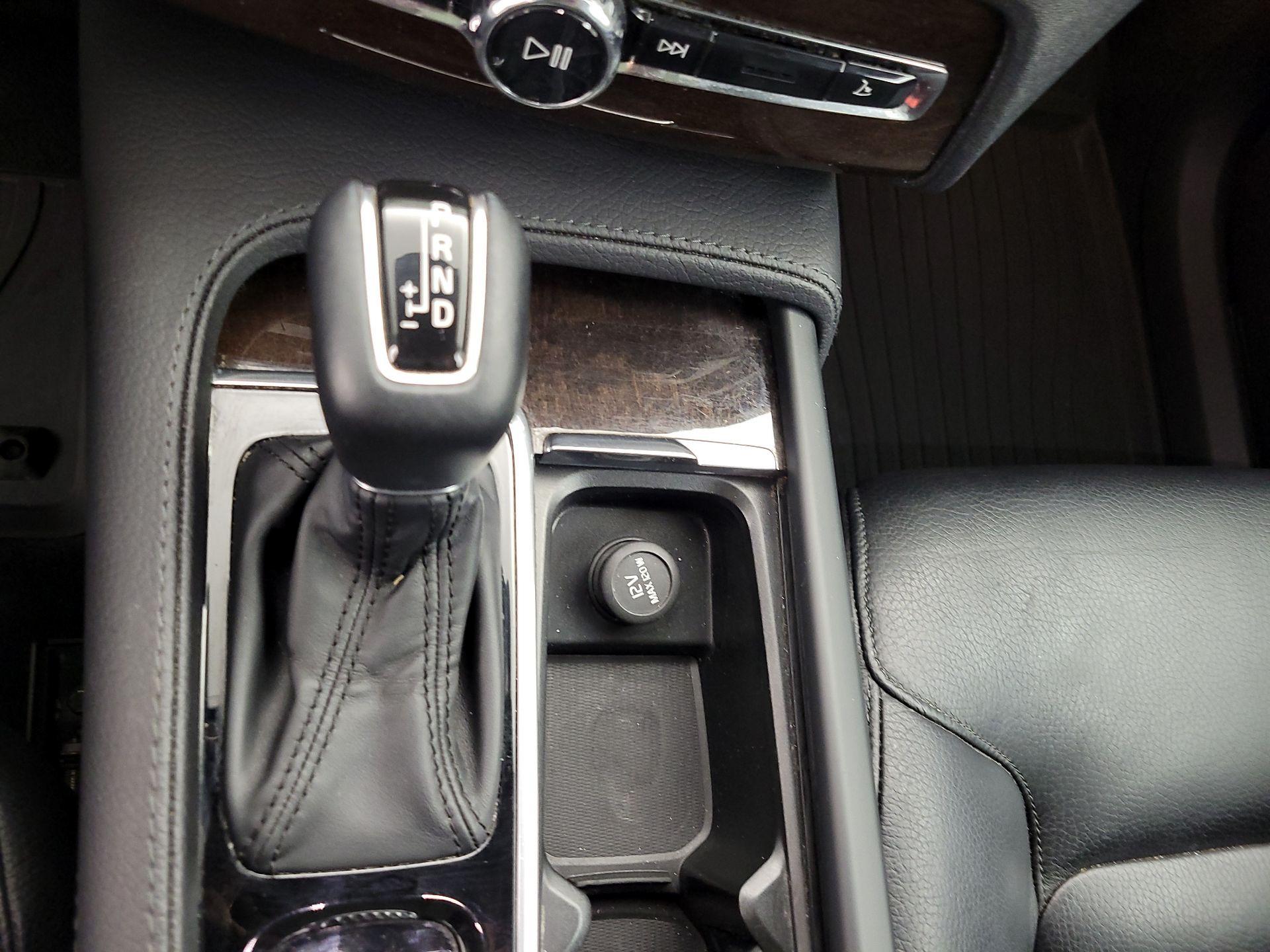 Thumbnail: 2019 Volvo XC90 - 17