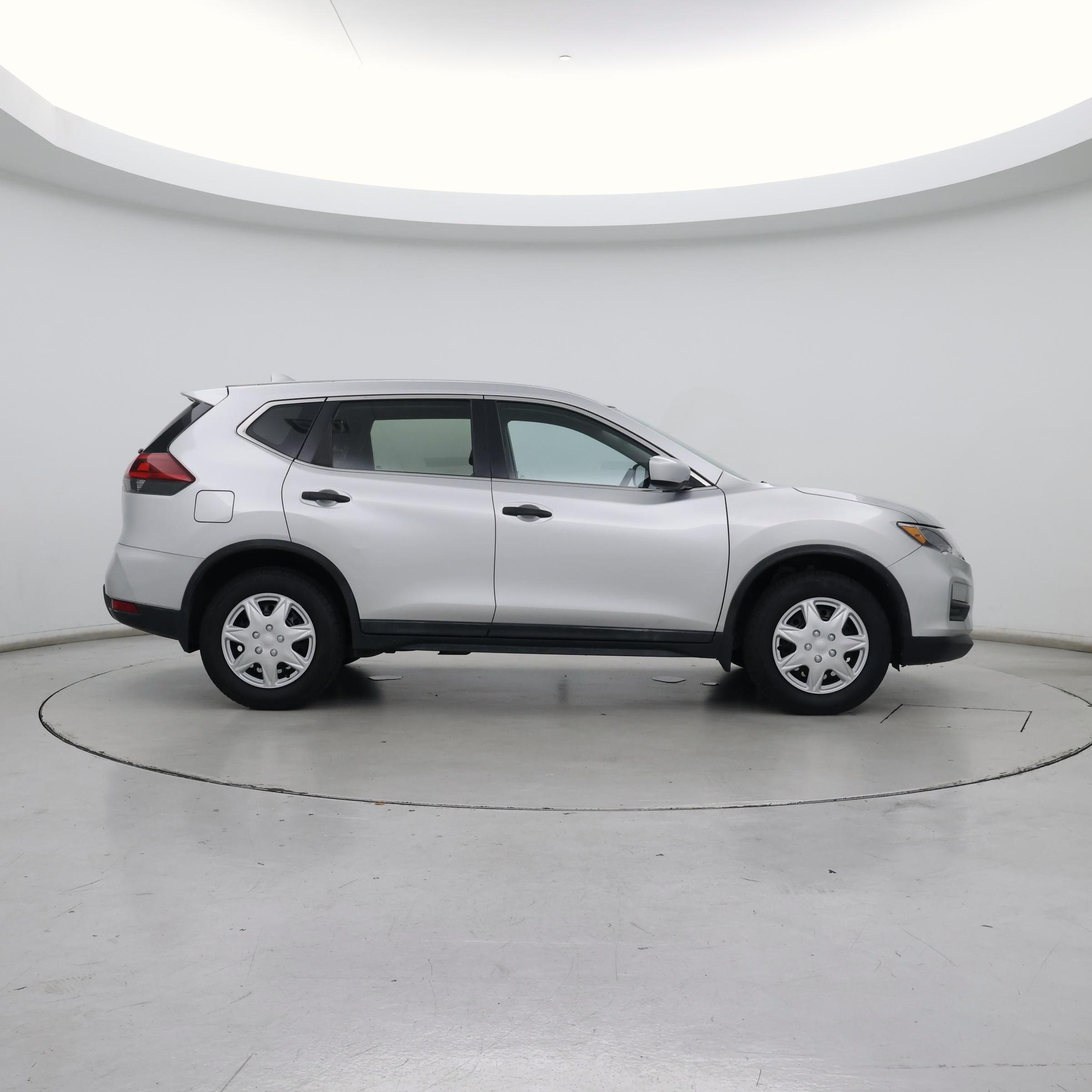 Thumbnail: 2018 Nissan Rogue - 7