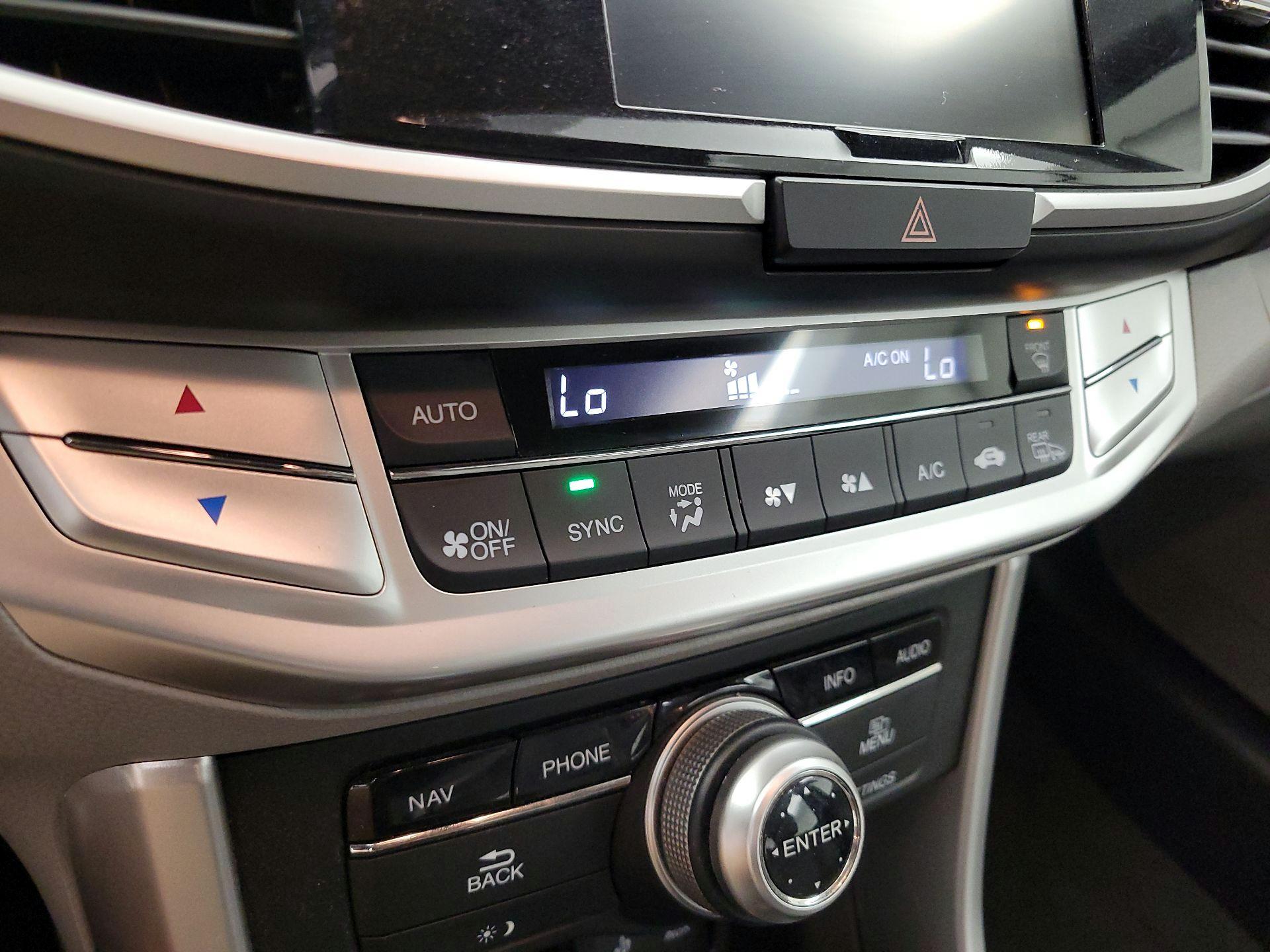 Thumbnail: 2014 Honda Accord - 16