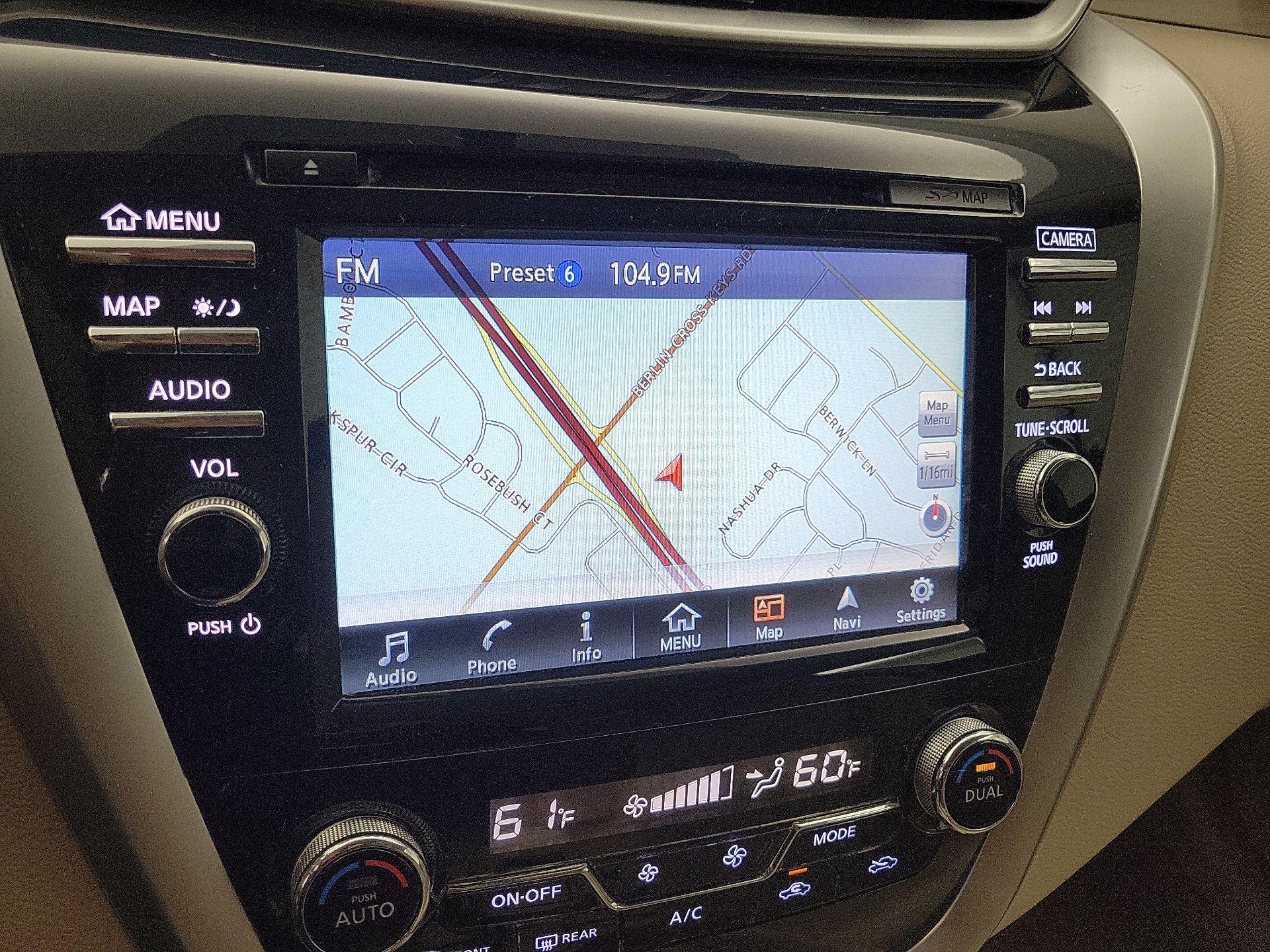Thumbnail: 2015 Nissan Murano - 14